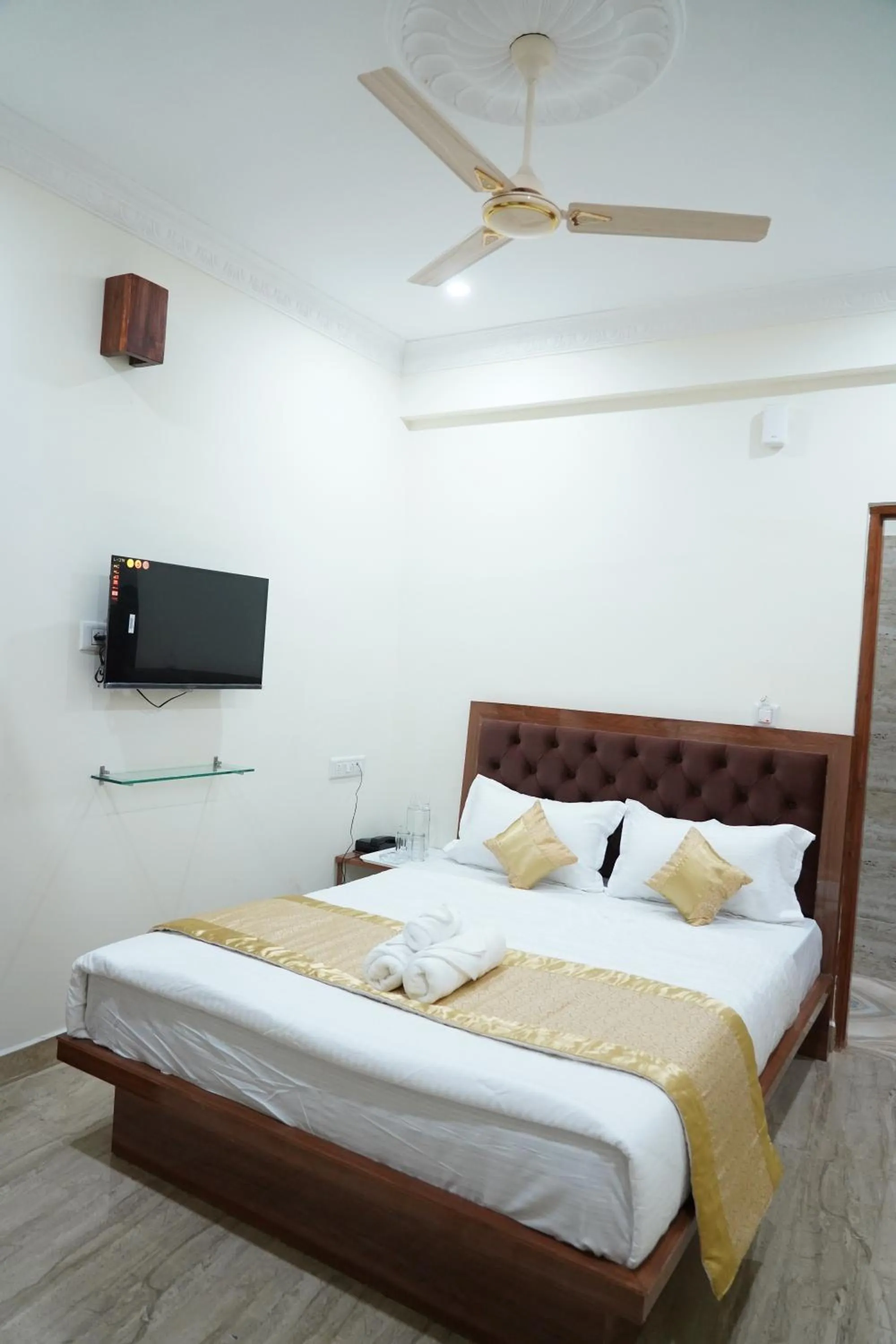 Photo of the whole room in Classia Suites