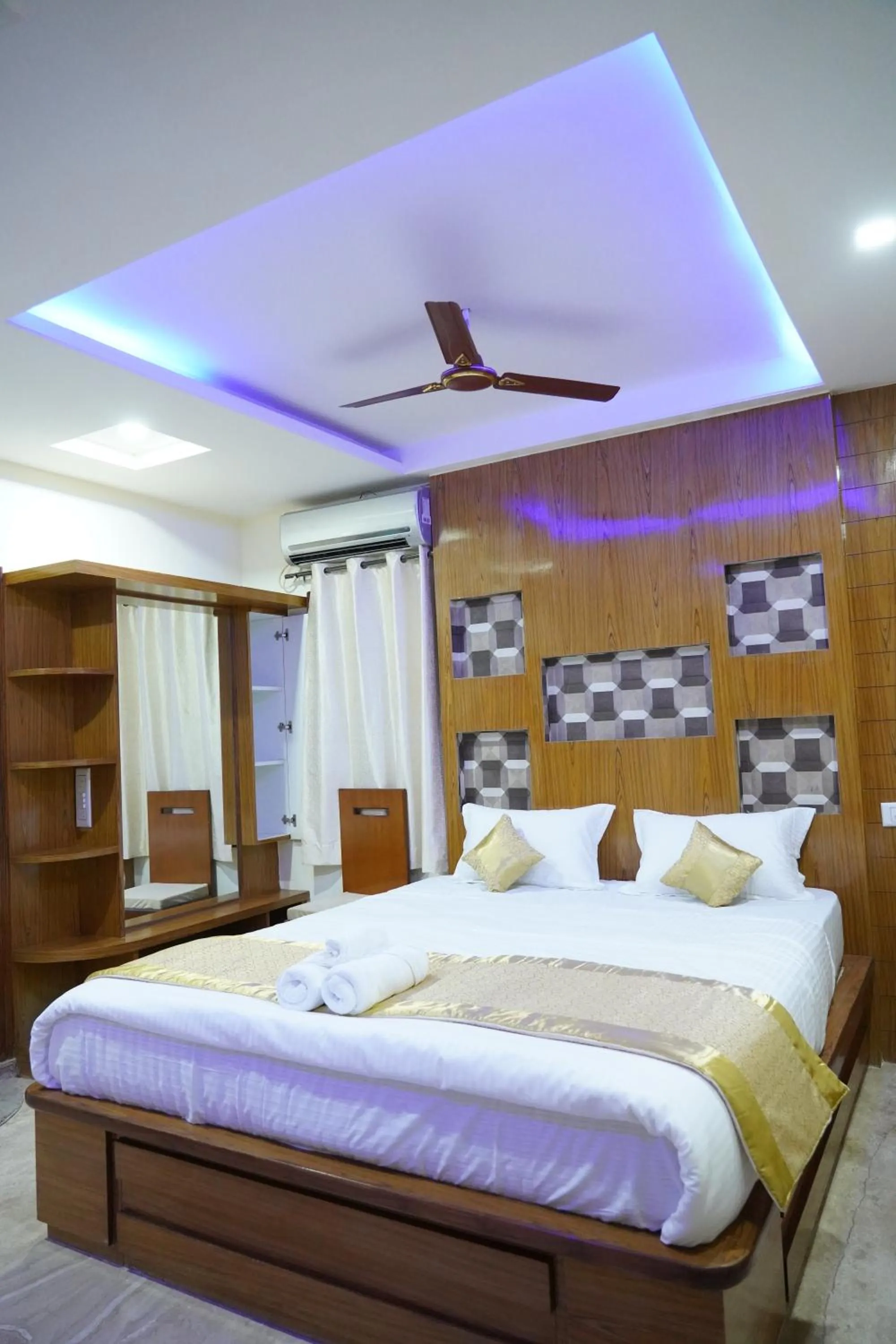 Photo of the whole room in Classia Suites