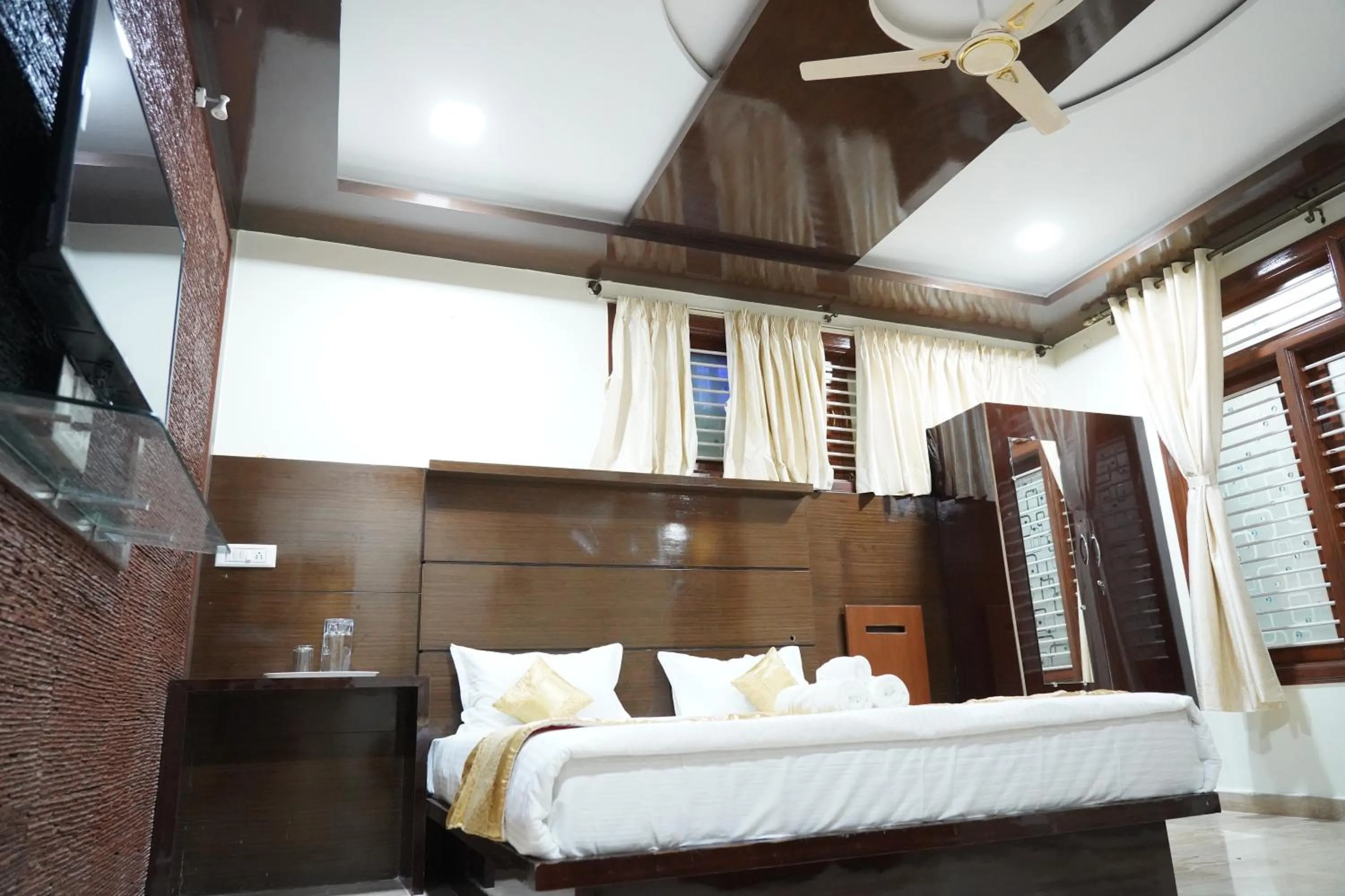 Photo of the whole room in Classia Suites