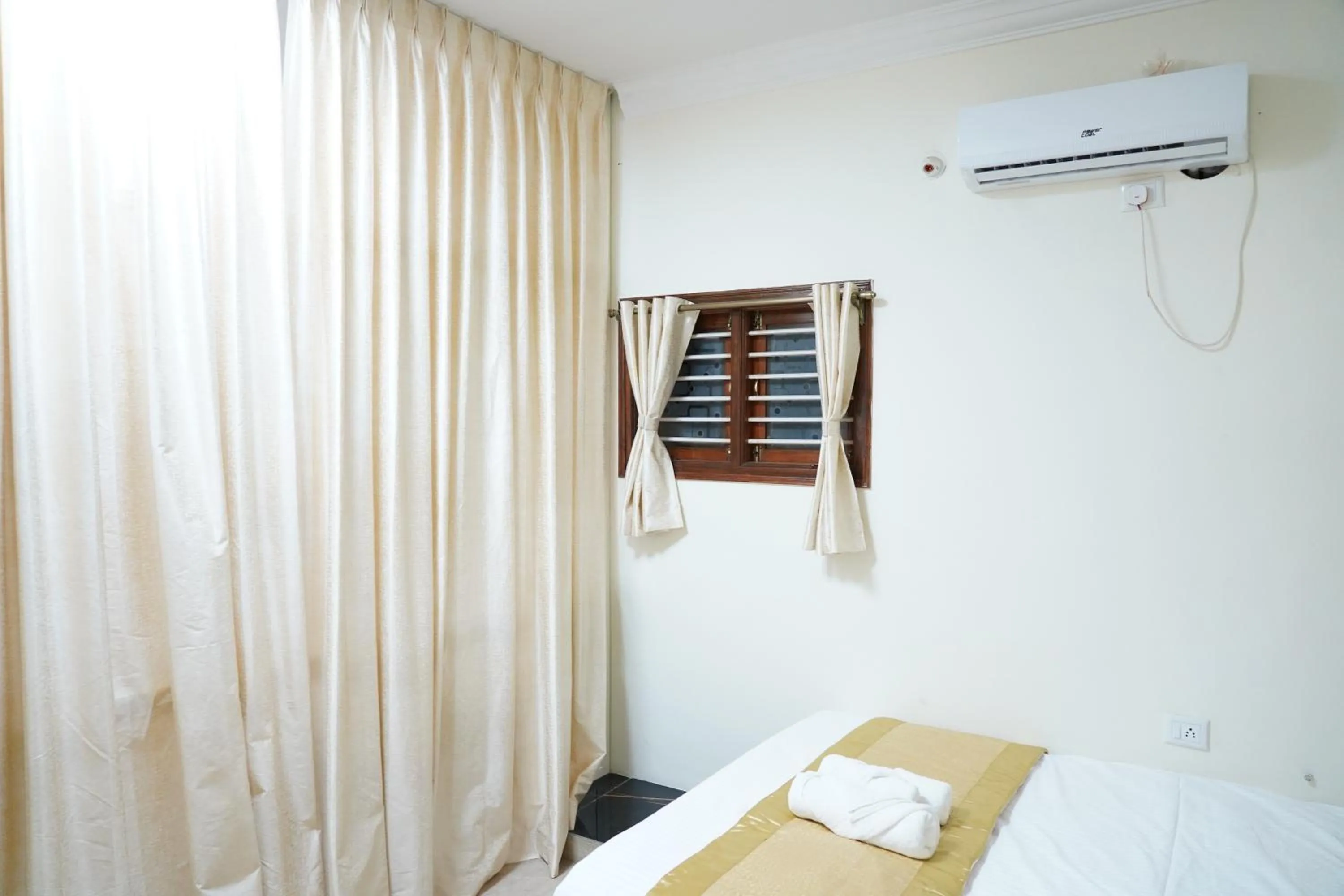 air conditioner in Classia Suites