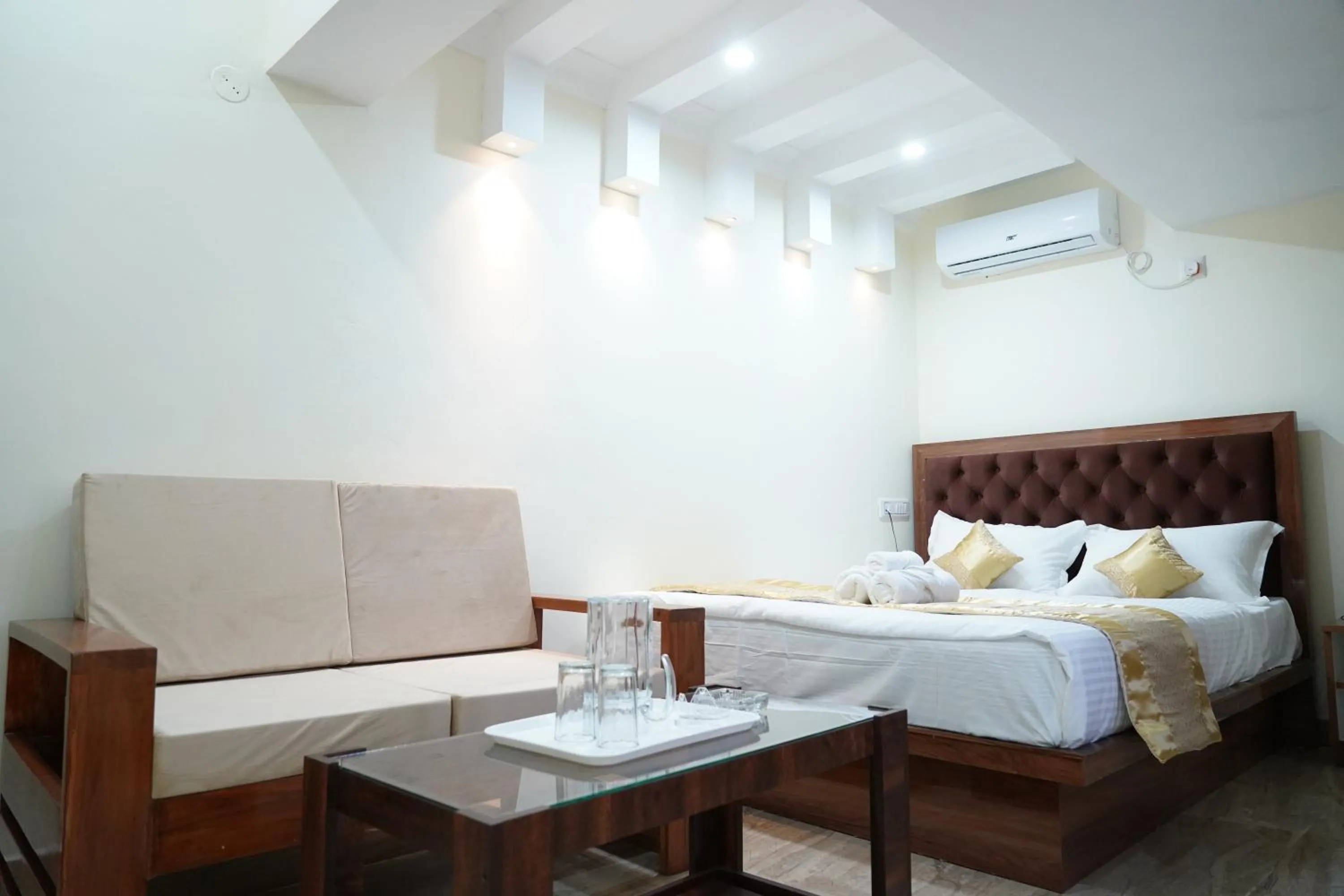 Photo of the whole room in Classia Suites