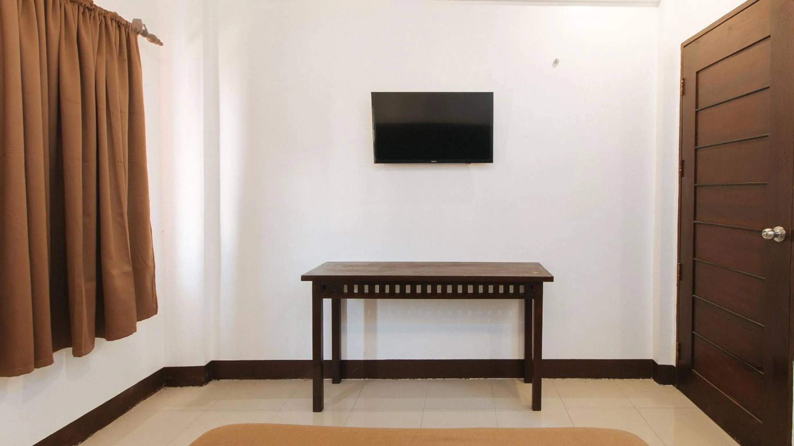 Bedroom in WestCourt Inn Ilocos Sur