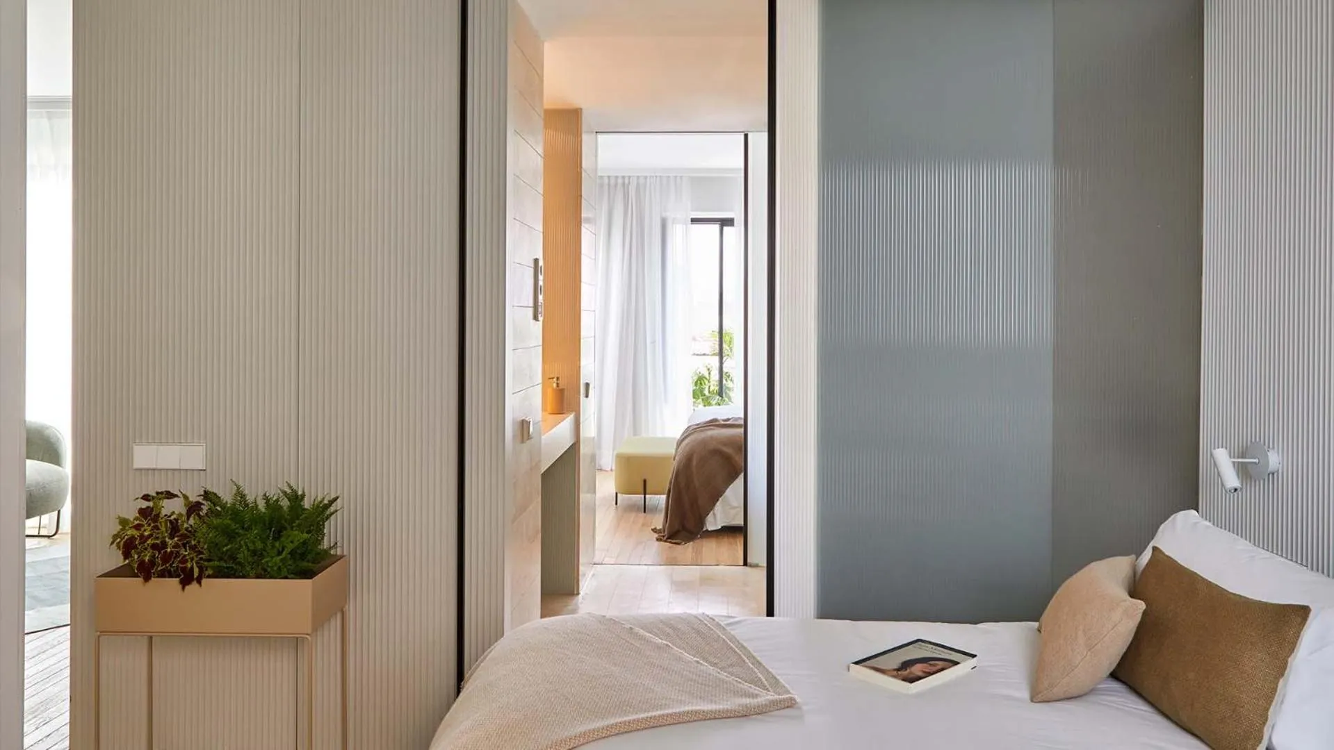 Bed in 60 Balconies Iconic