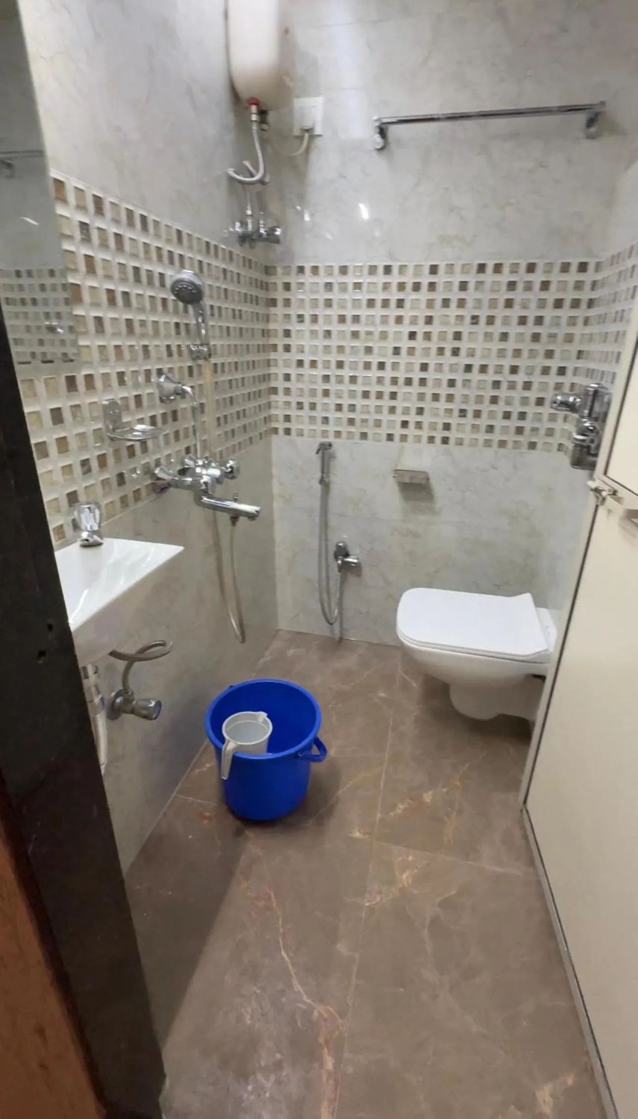 Bathroom in Hotel Broadway Colaba