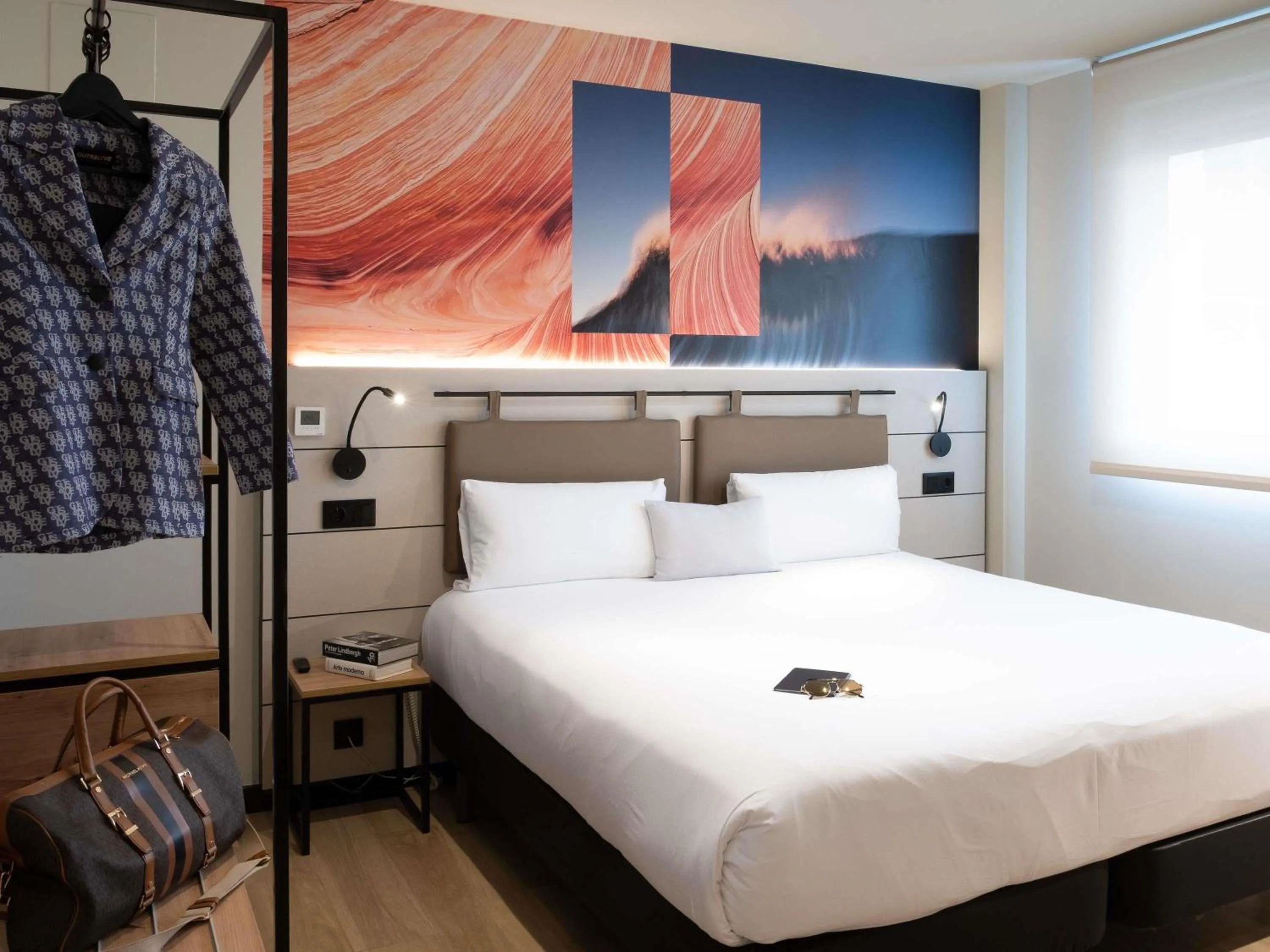 Bedroom, Bed in ibis Styles Santander