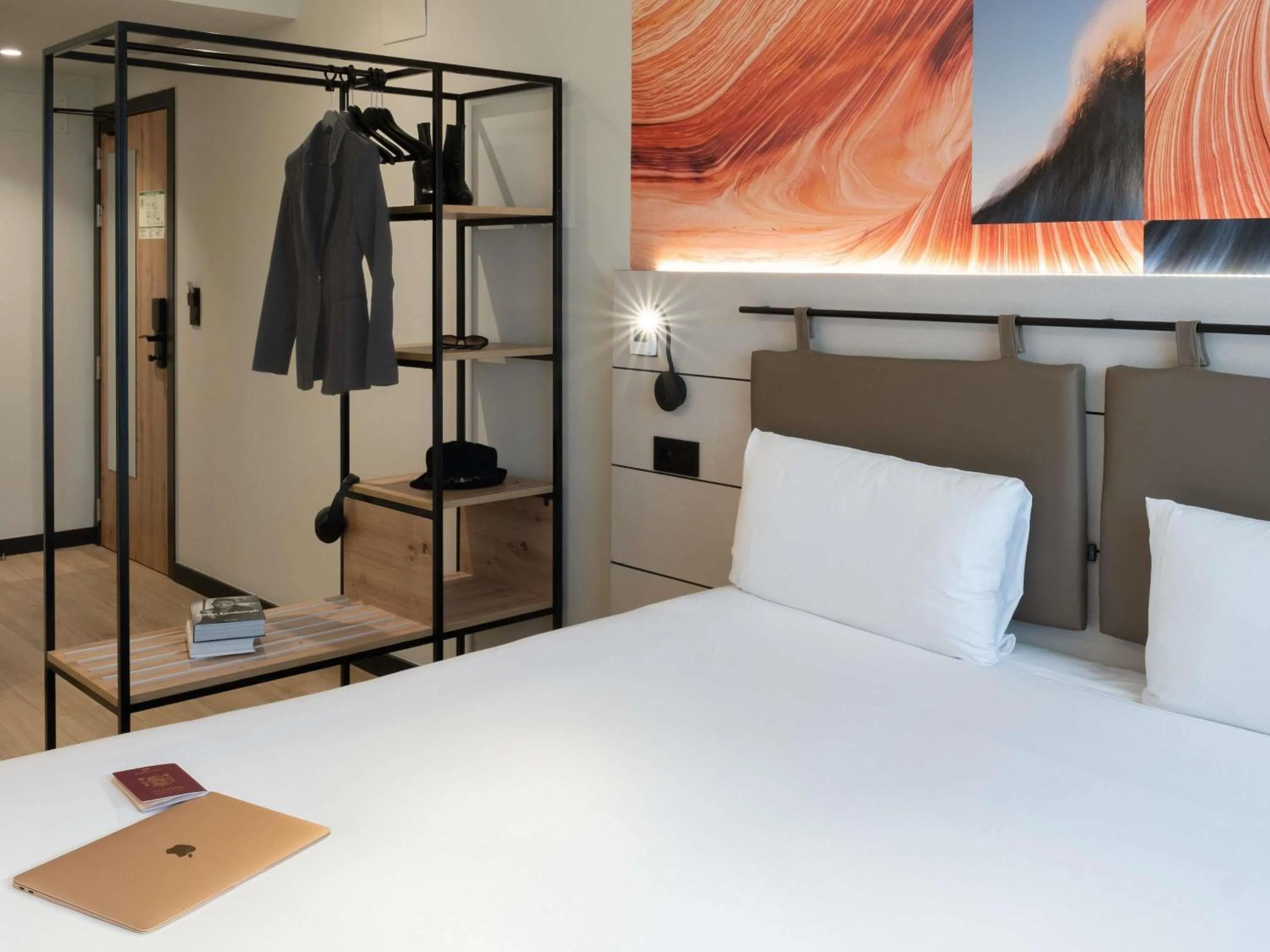 Bedroom, Bed in ibis Styles Santander