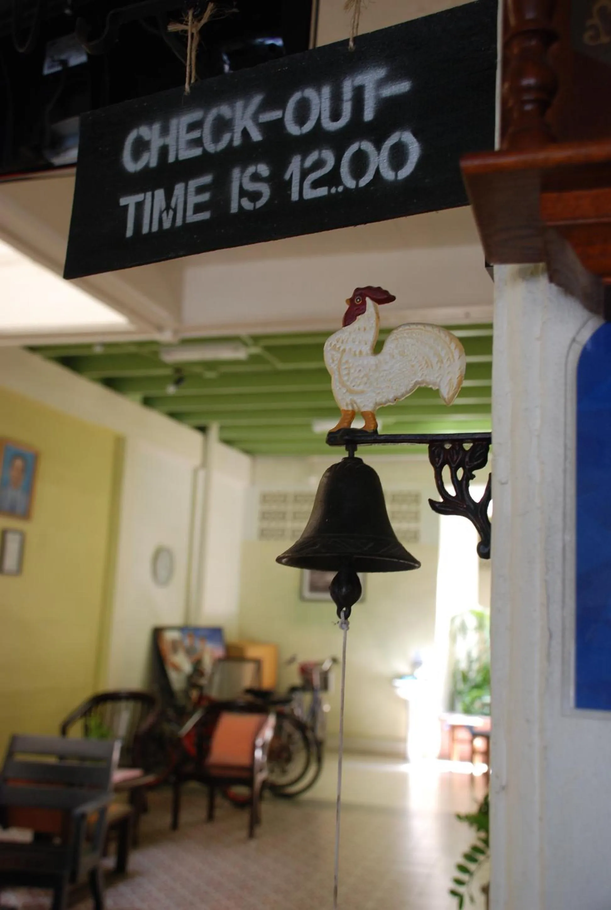 Lobby or reception in Thaweesuk Heritage Homestay