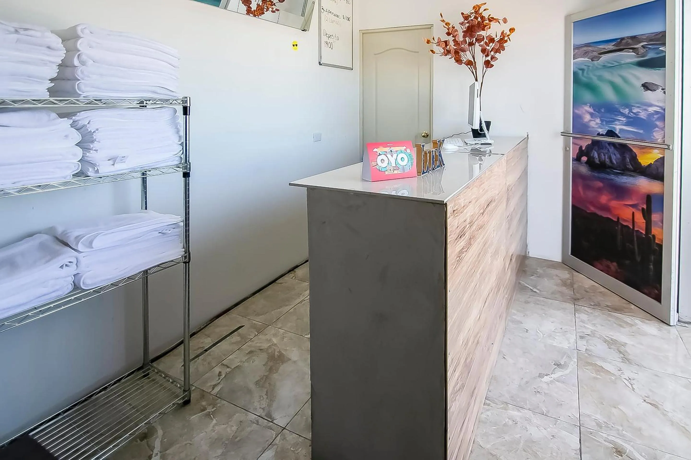 Lobby or reception in OYO Hotel Plaza Las Torres, Cabo San Lucas