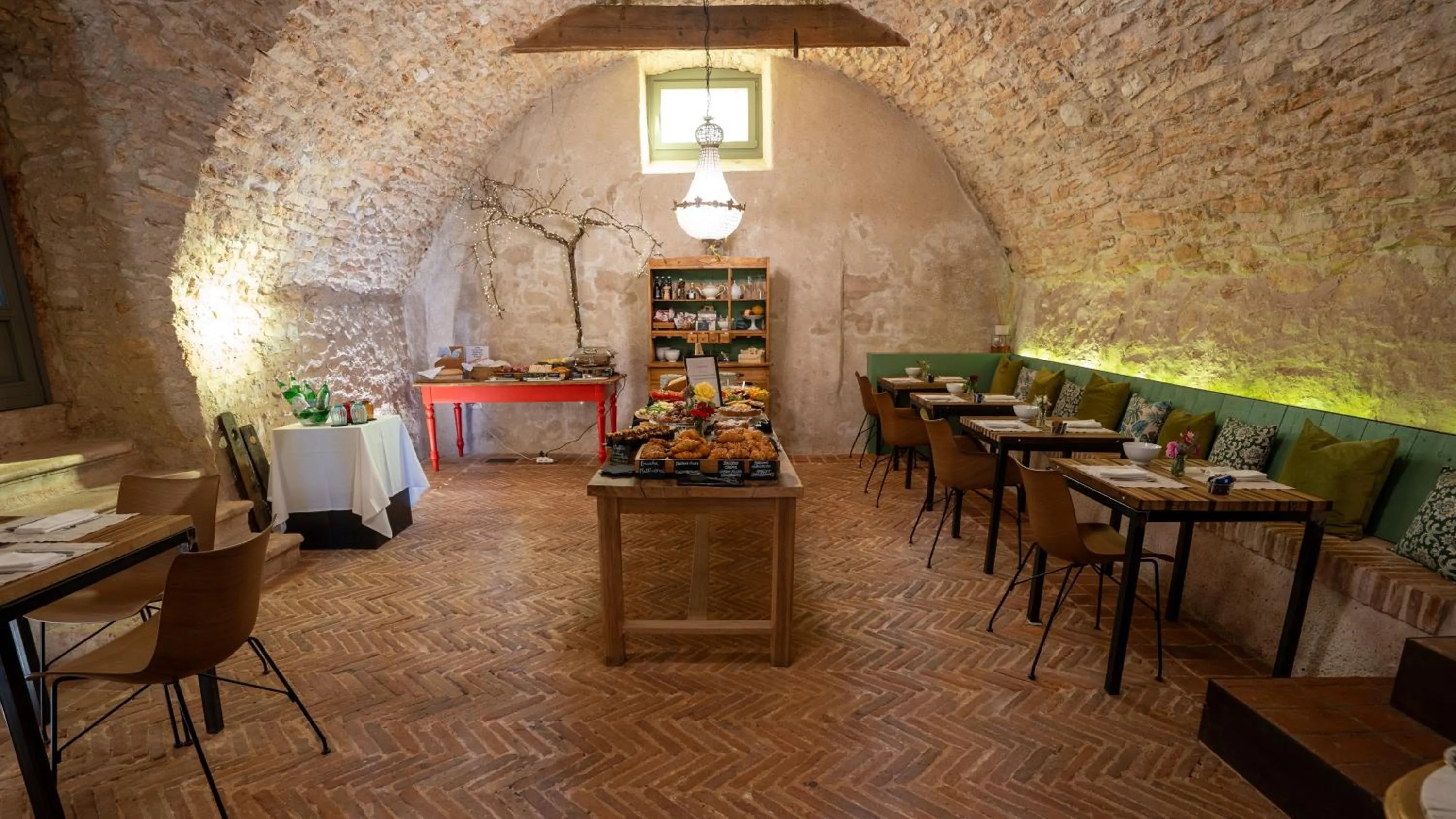 Breakfast in Villa Balis Crema Verona Hills