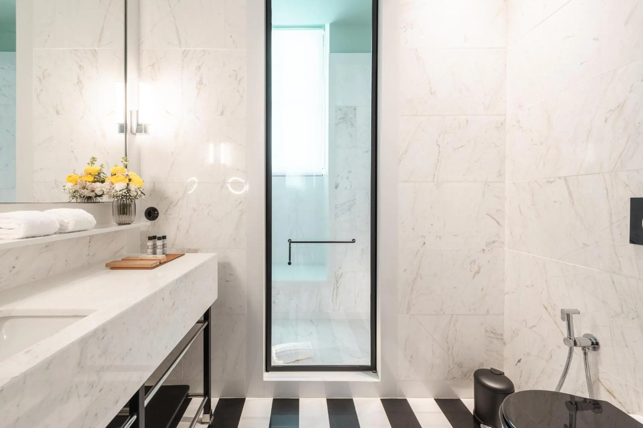 Bathroom in The Editory Boulevard Aliados Hotel - Preferred Hotels