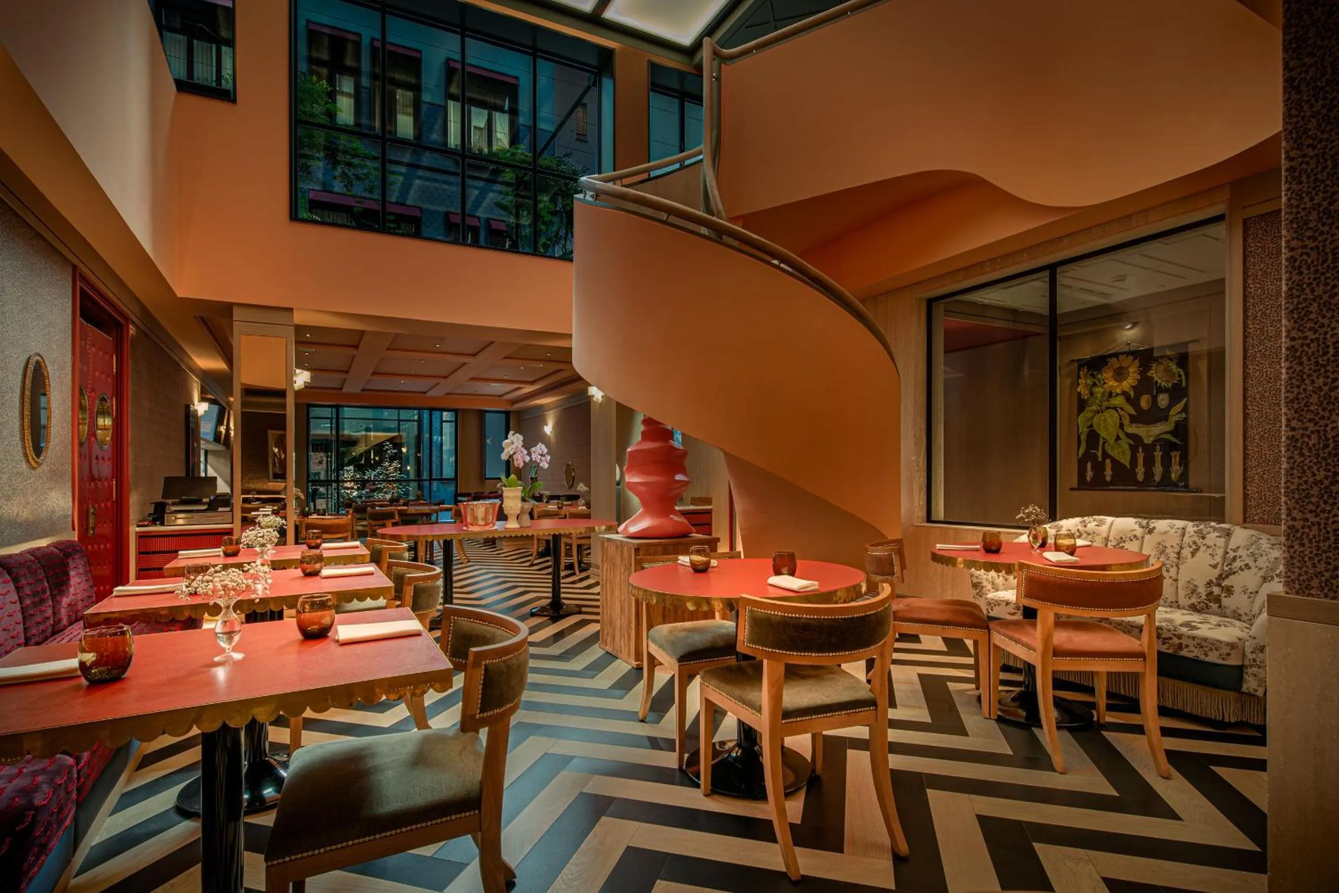 Restaurant/places to eat in The Editory Boulevard Aliados Hotel - Preferred Hotels