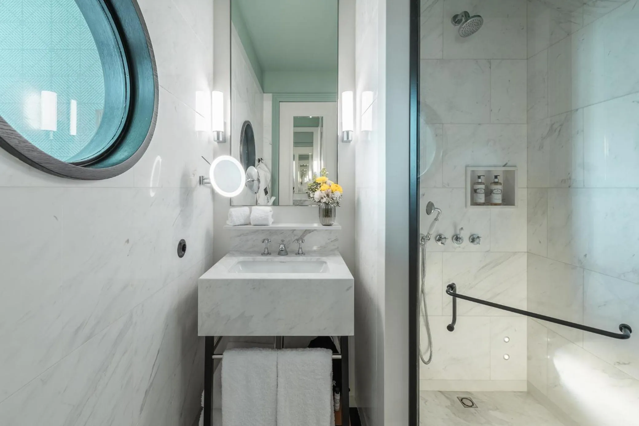 Bathroom in The Editory Boulevard Aliados Hotel - Preferred Hotels