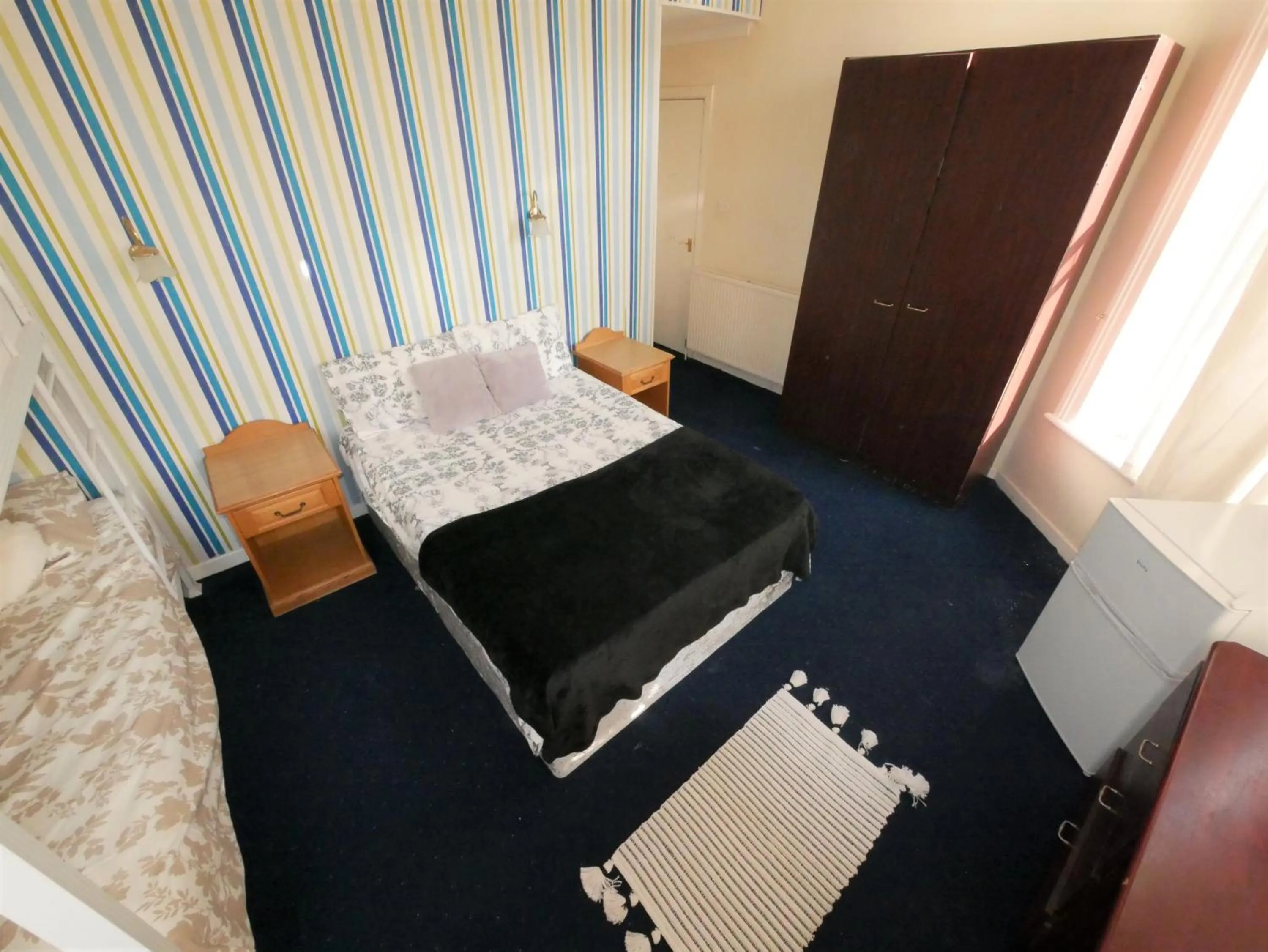 Bed in Bourne Hall Hotel