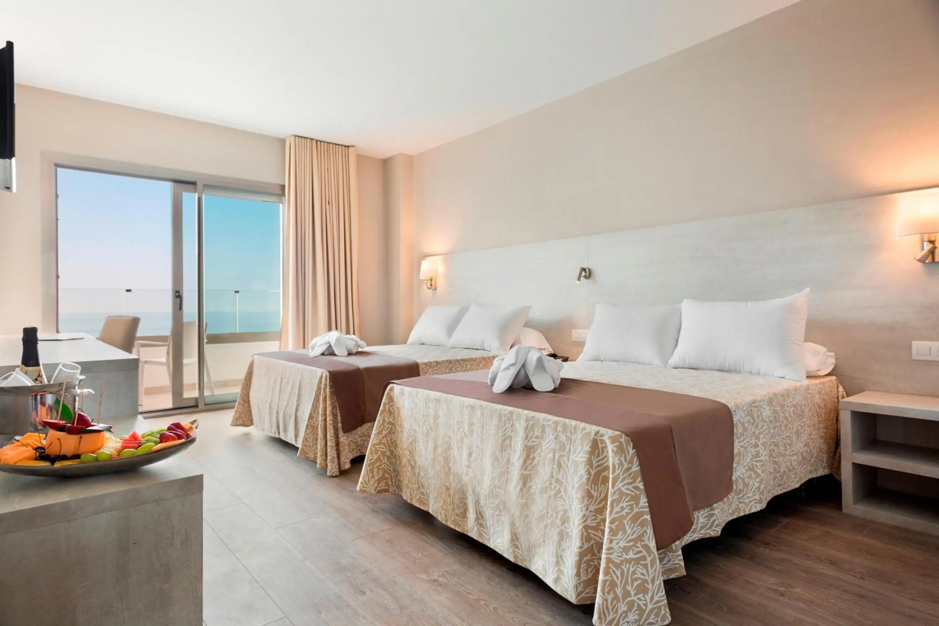 Double Room with Sea View (2 Adults) - single occupancy in Hotel Best Punta Dorada Double Room with Sea View (2 Adults) - single occupancy in Hotel Best Punta Dorada