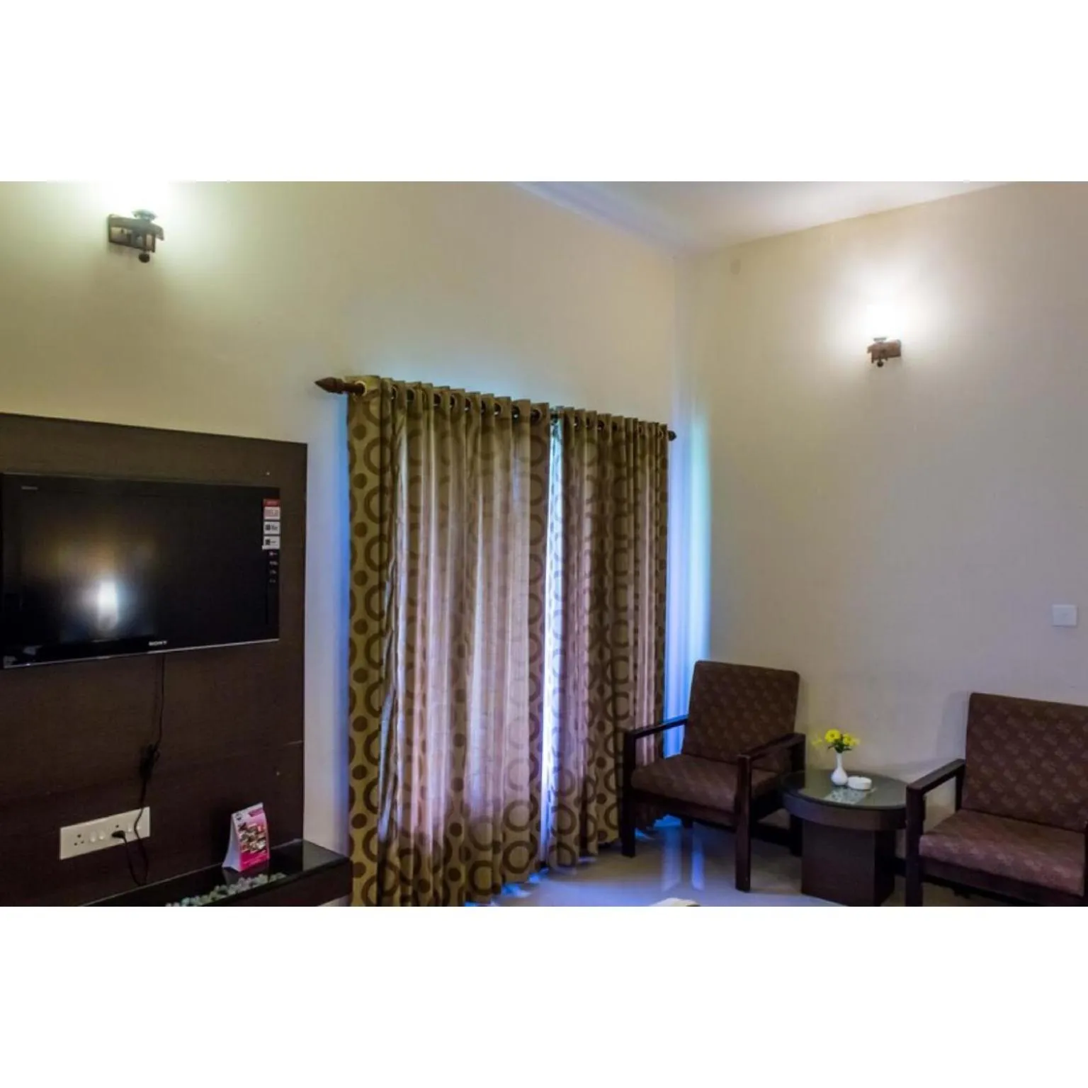 TV and multimedia in Doves Goldfieldd Lake Resort