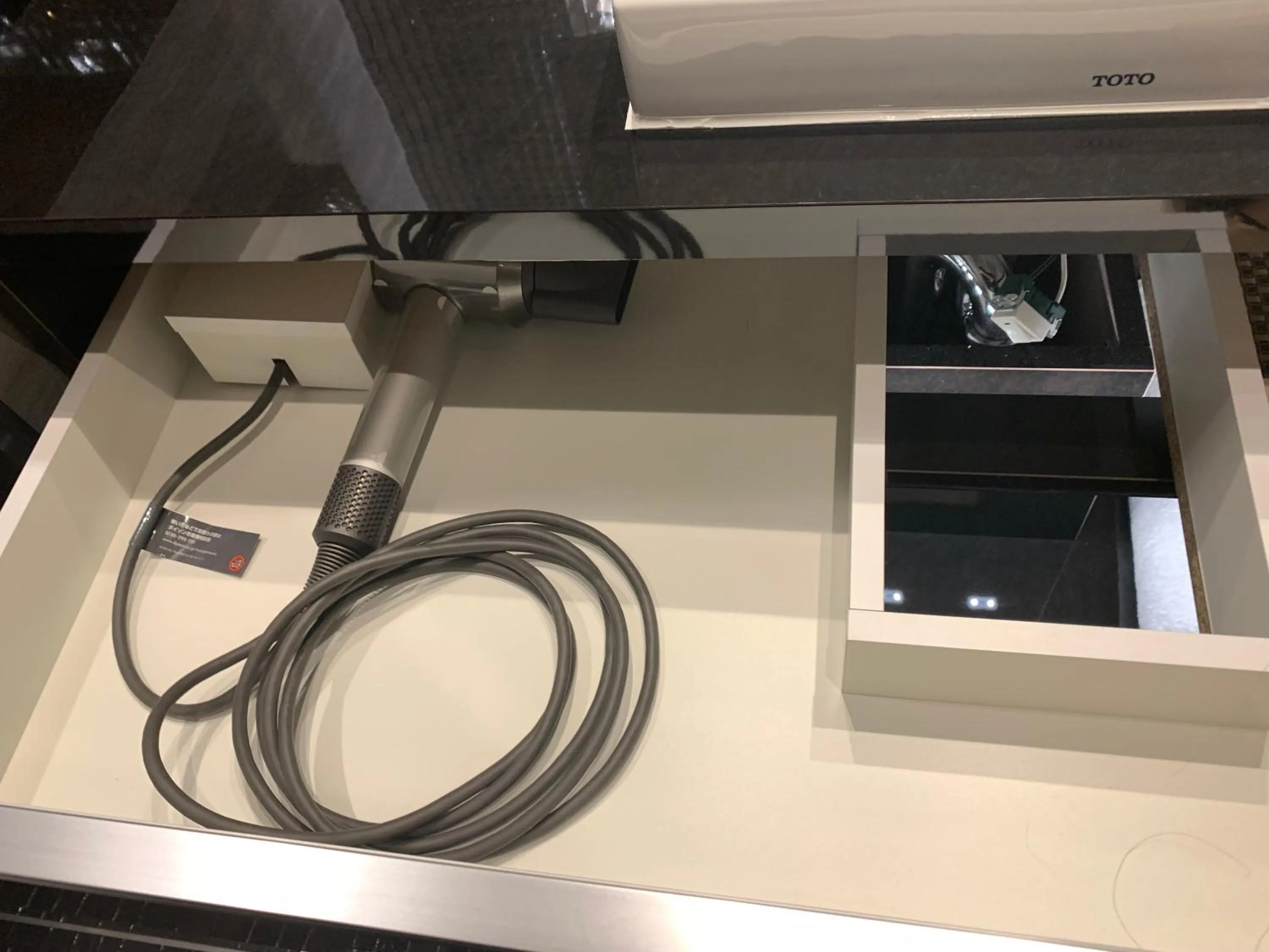 hotel brattostay ホテル ブラットステイ