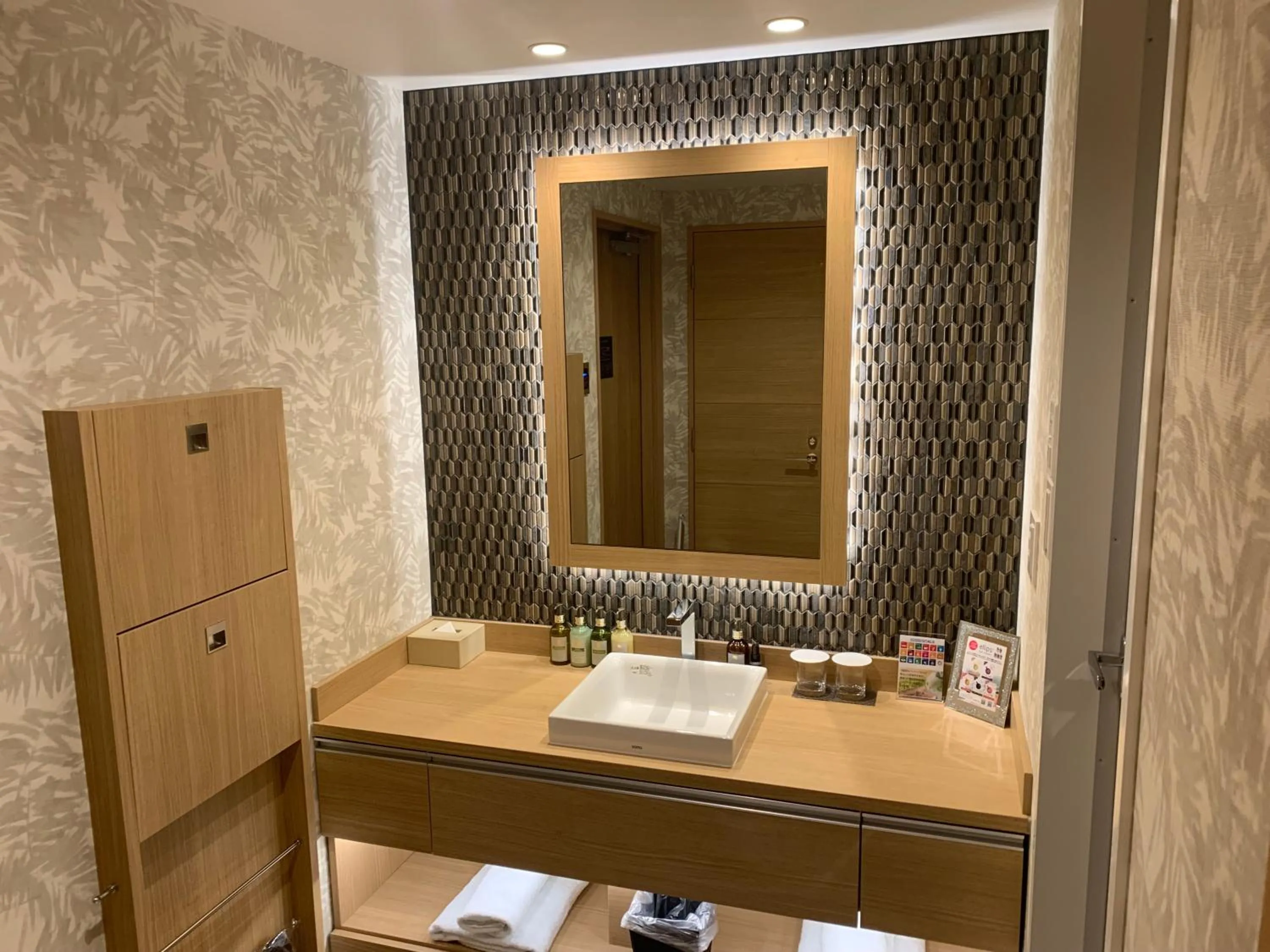 hotel brattostay ホテル ブラットステイ