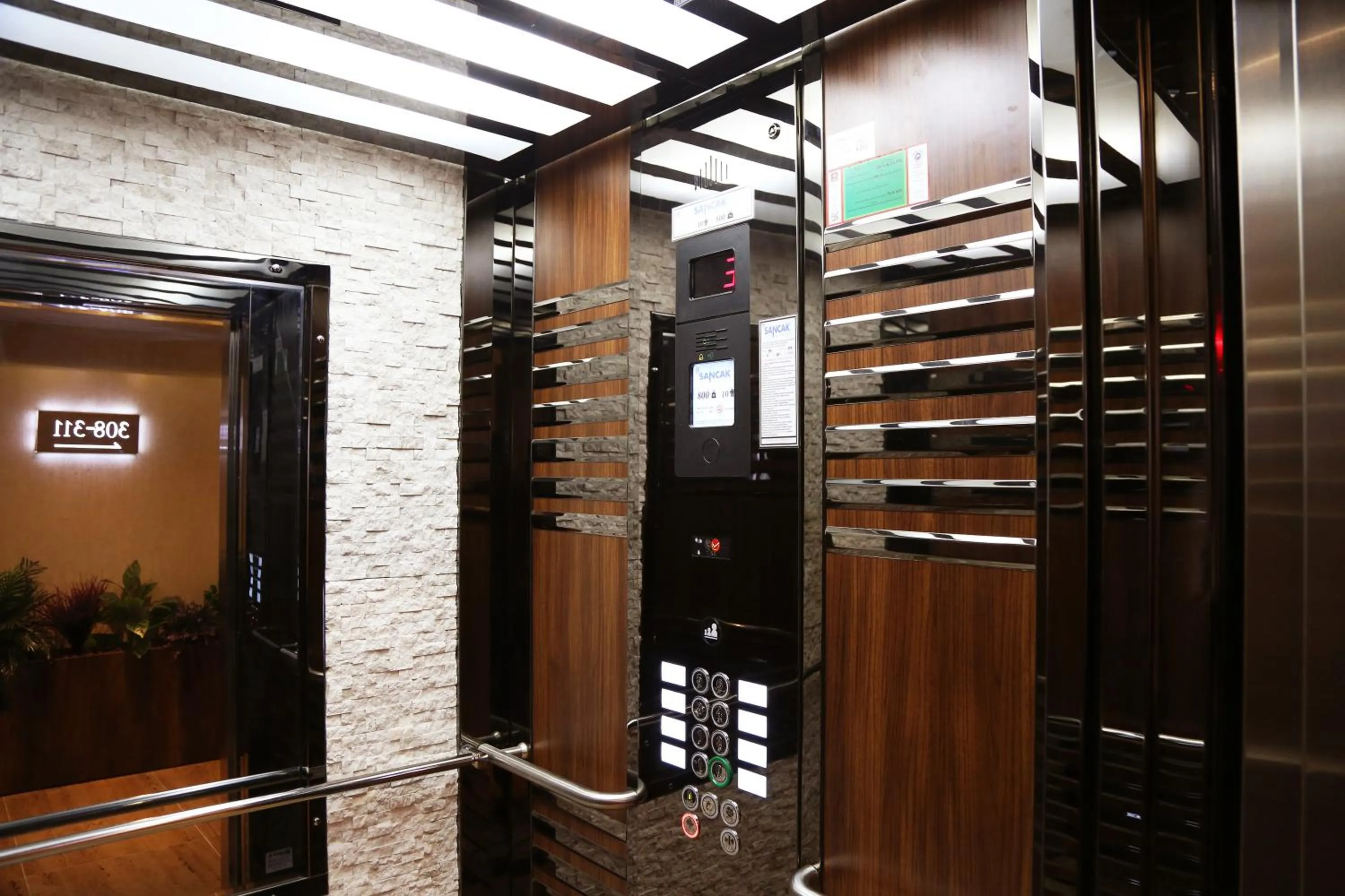 elevator in Bayrak Grand Hotel