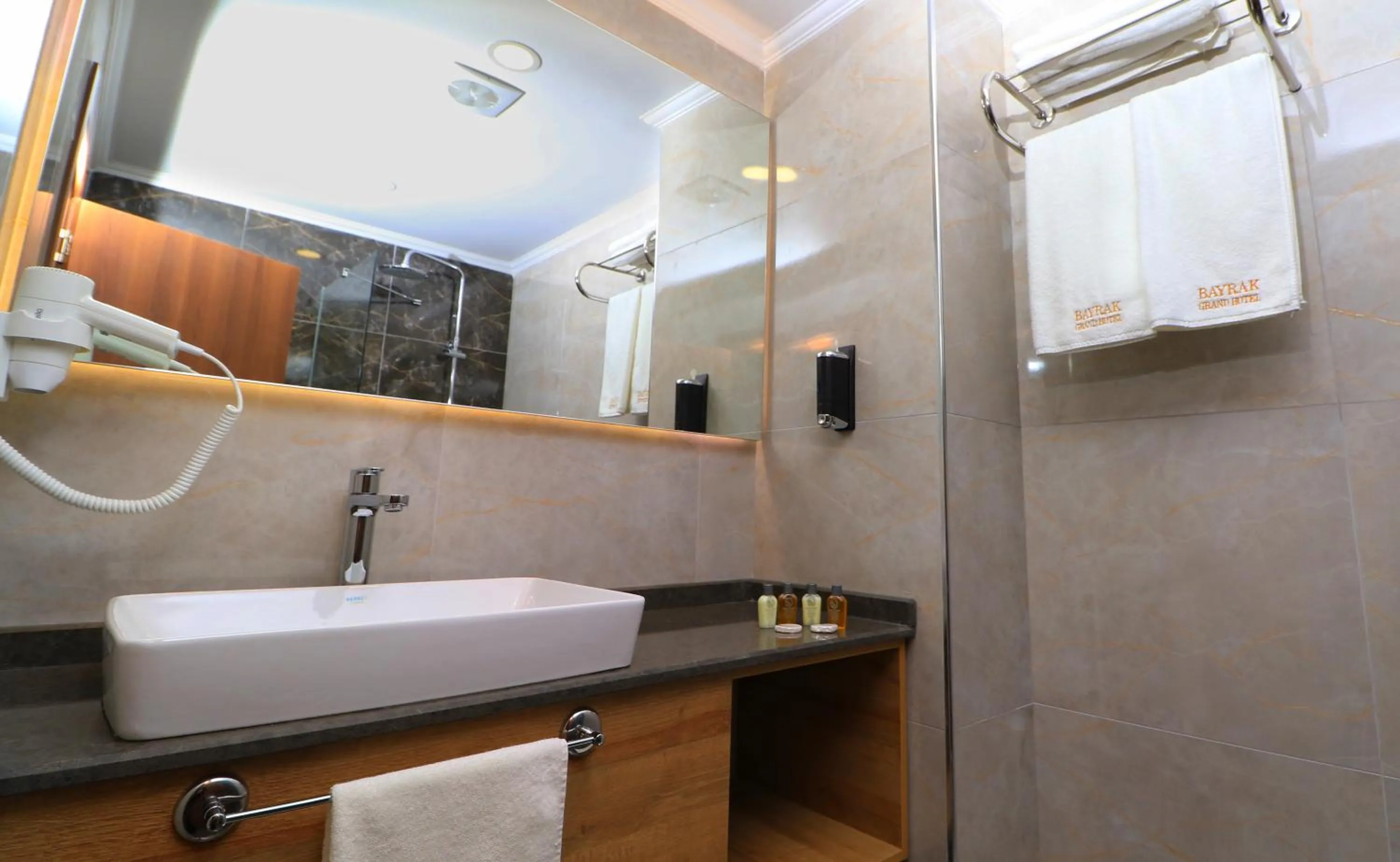 Bathroom in Bayrak Grand Hotel