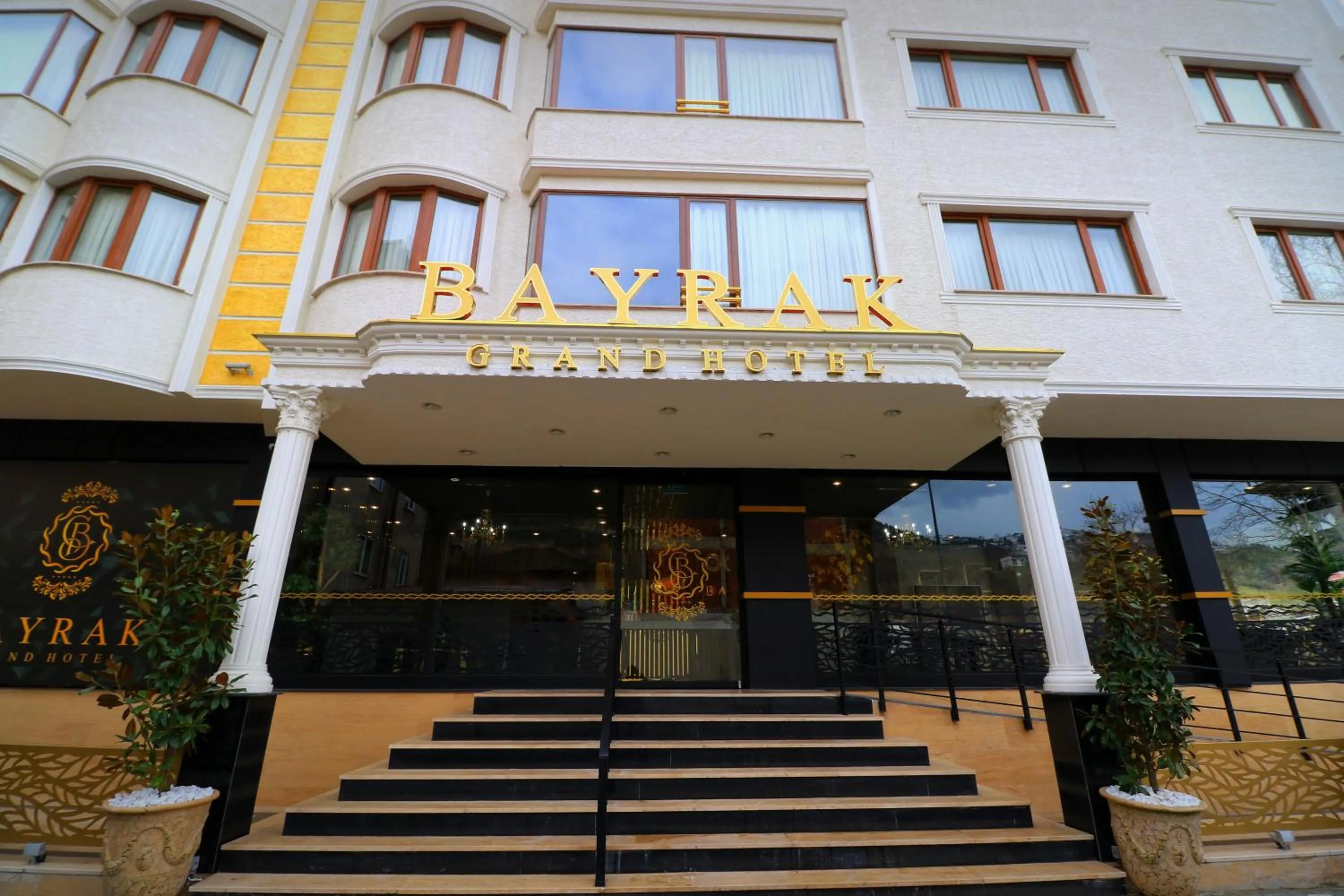 Facade/entrance in Bayrak Grand Hotel