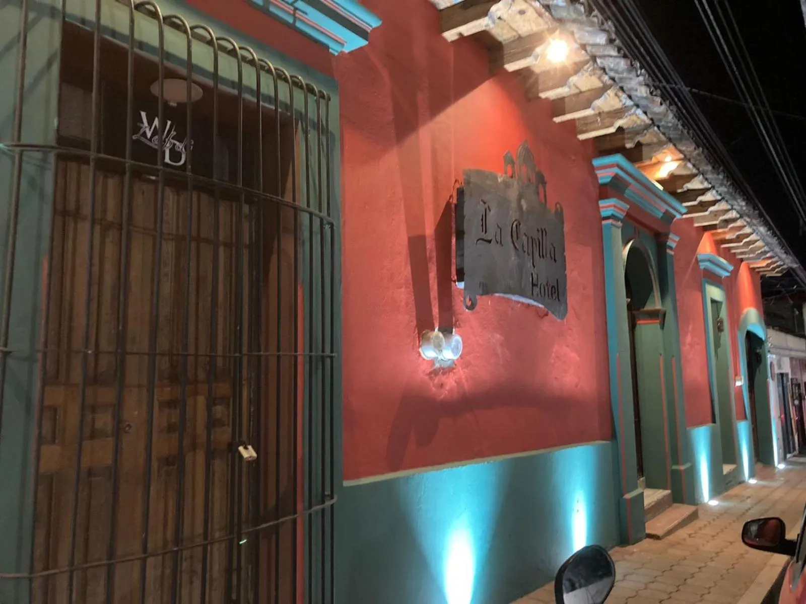 Facade/entrance in Hotel La Capilla