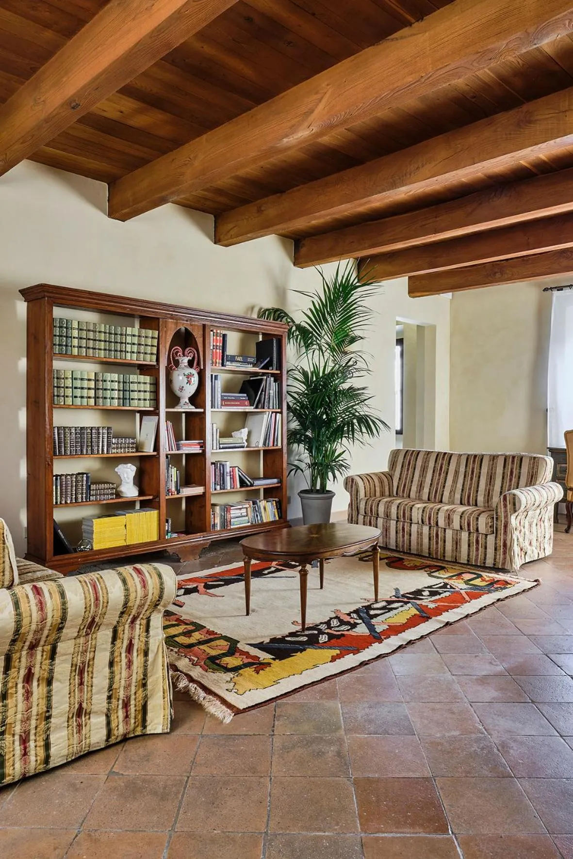 Patio in Palazzo Viviani - Castello di Montegridolfo