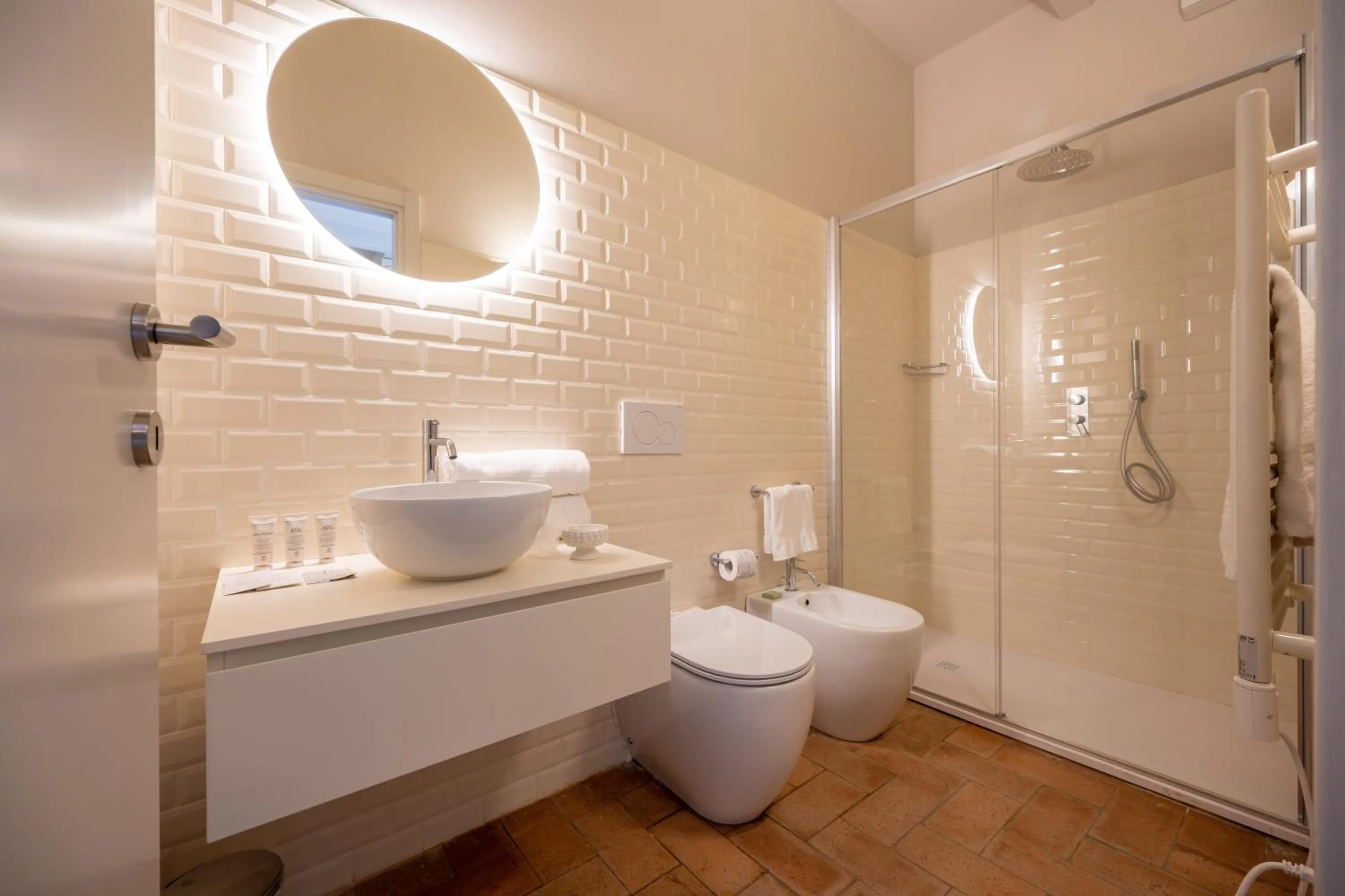 Shower in Palazzo Viviani - Castello di Montegridolfo