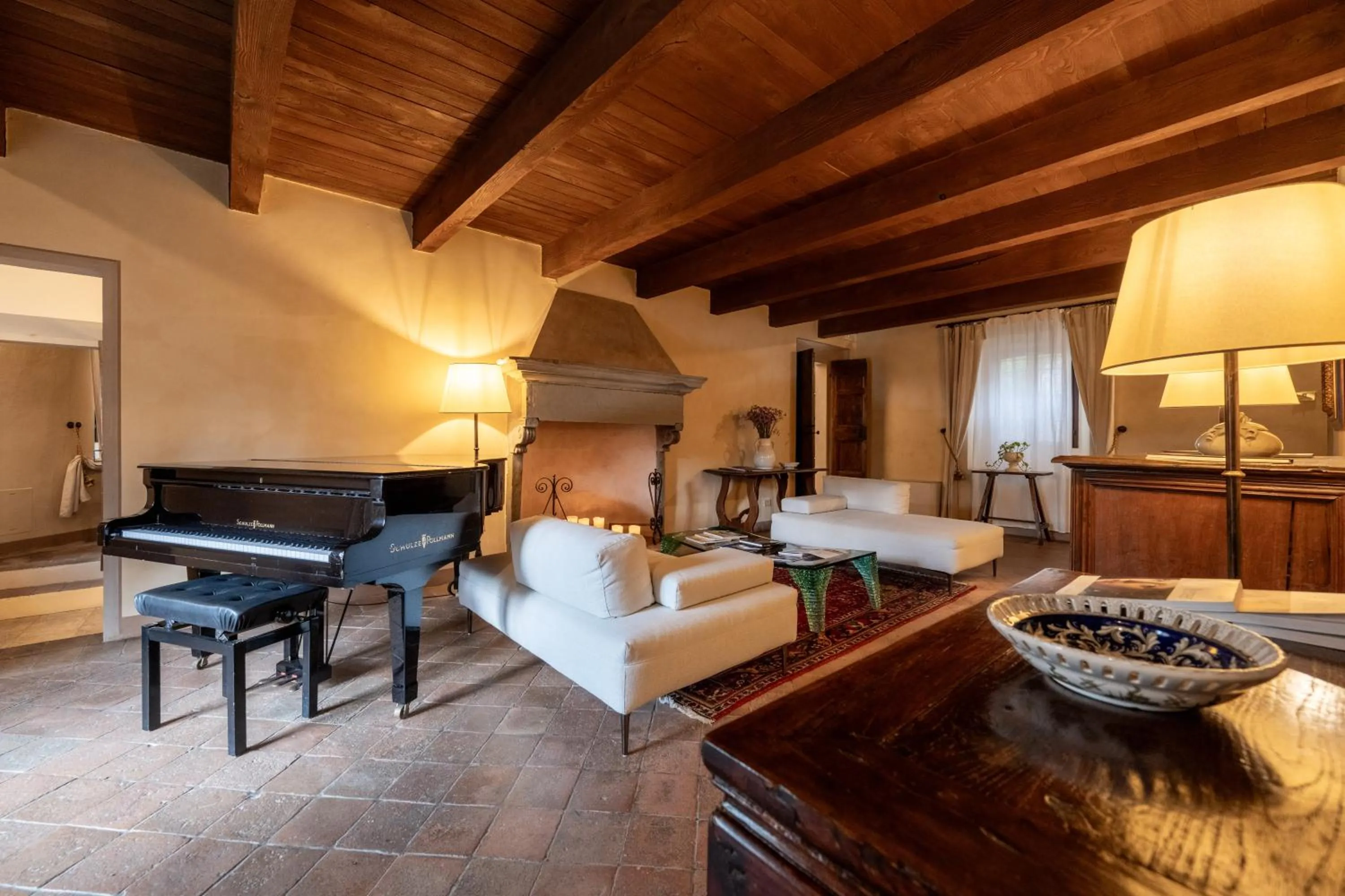 Lobby or reception in Palazzo Viviani - Castello di Montegridolfo