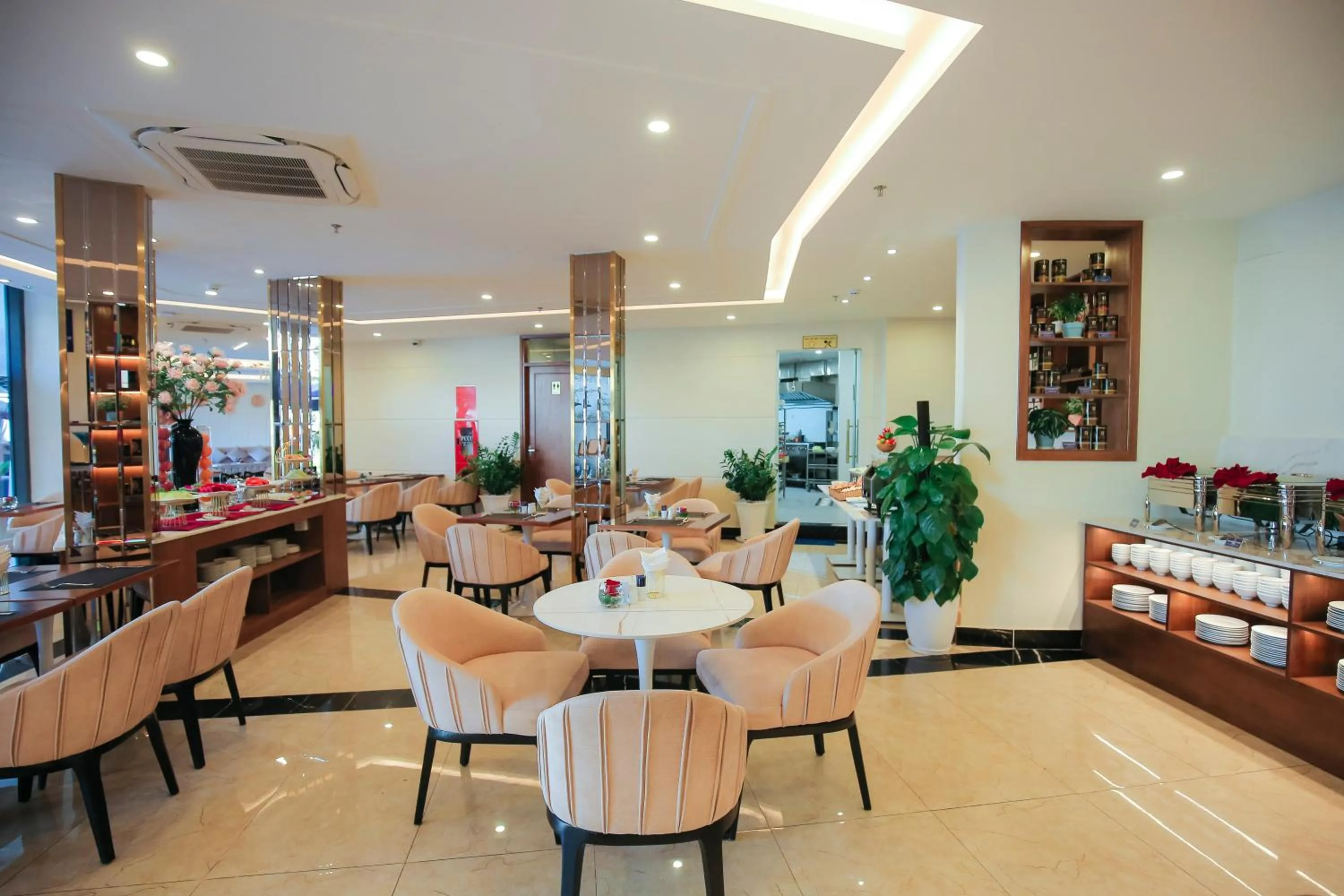 Restaurant/places to eat in SANDALS FLORA HOTEL