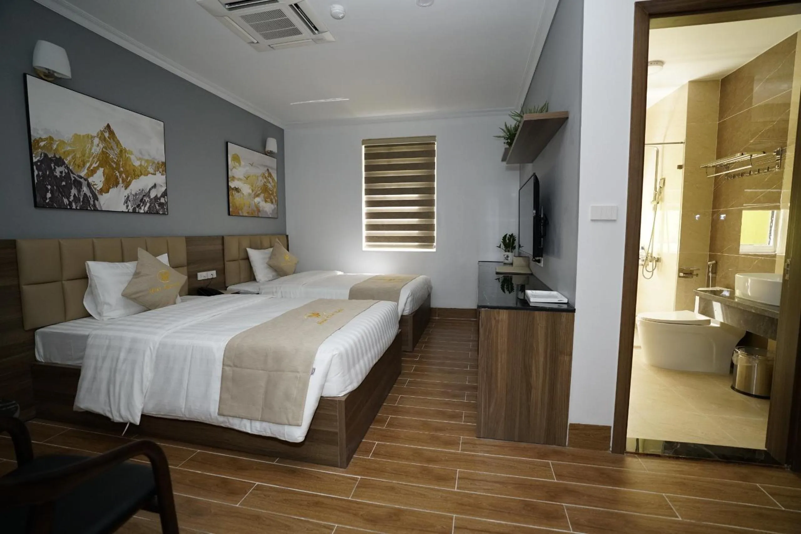 Bedroom in Minh Phát Hotel