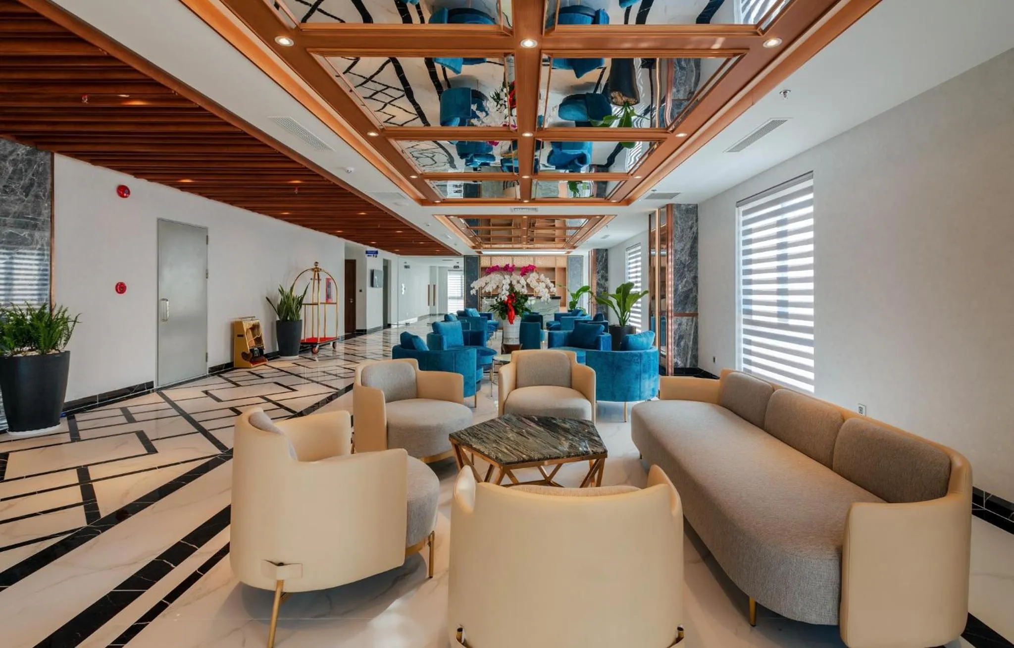 Seating area in The Tahiti Beach Hotel