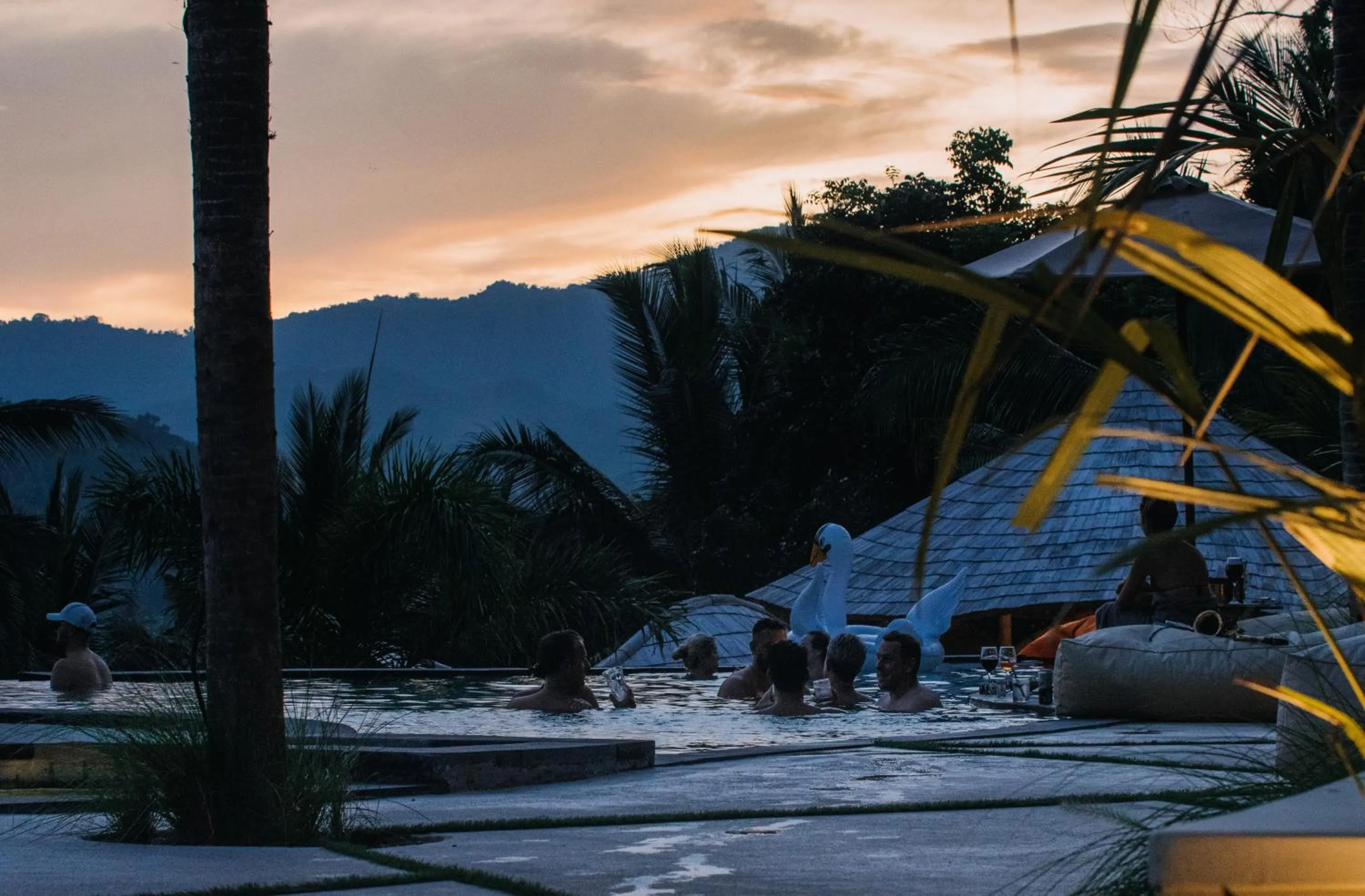 Swimming pool in Neano Escape