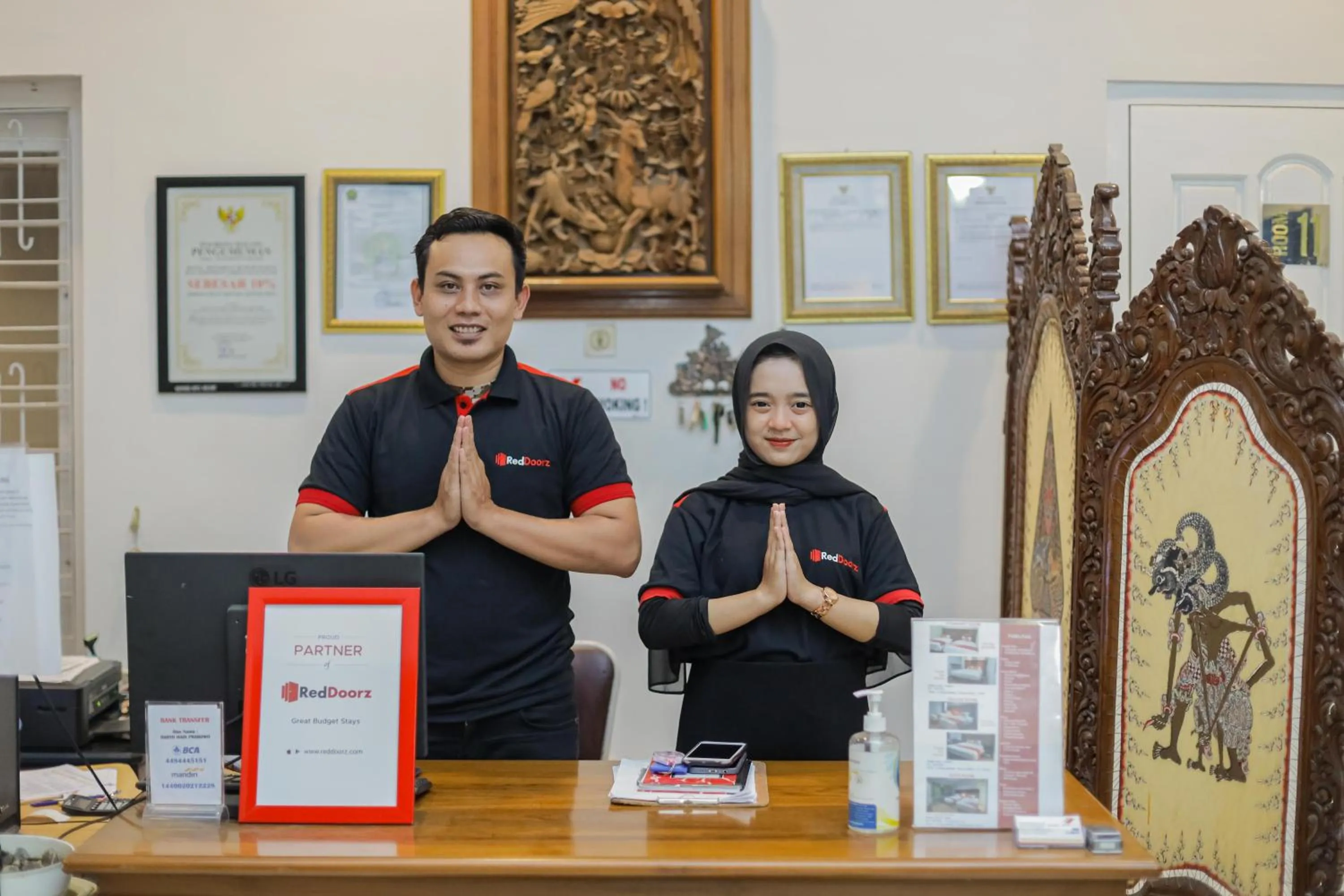 Lobby or reception in RedDoorz Plus At Swun Stay Raya Langsep