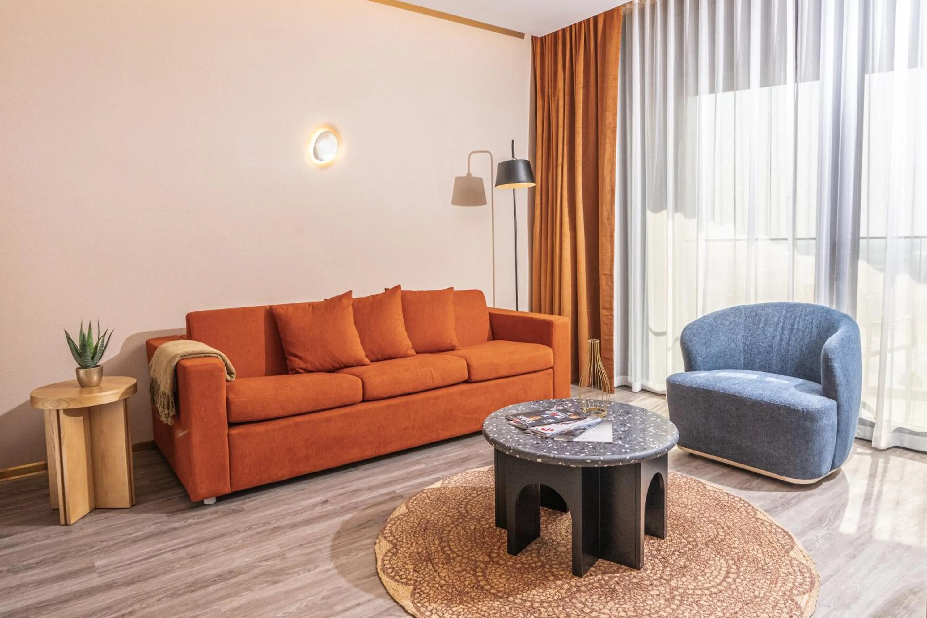 Living room in The House Hotel Al Khiran