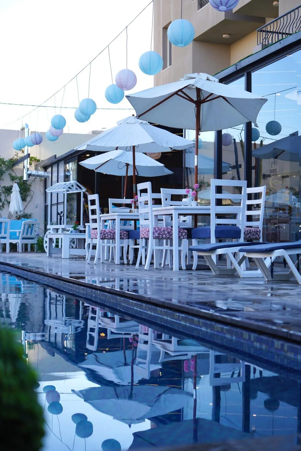 Restaurant/places to eat in Aitch Boutique Hotel - an LIH Hotel