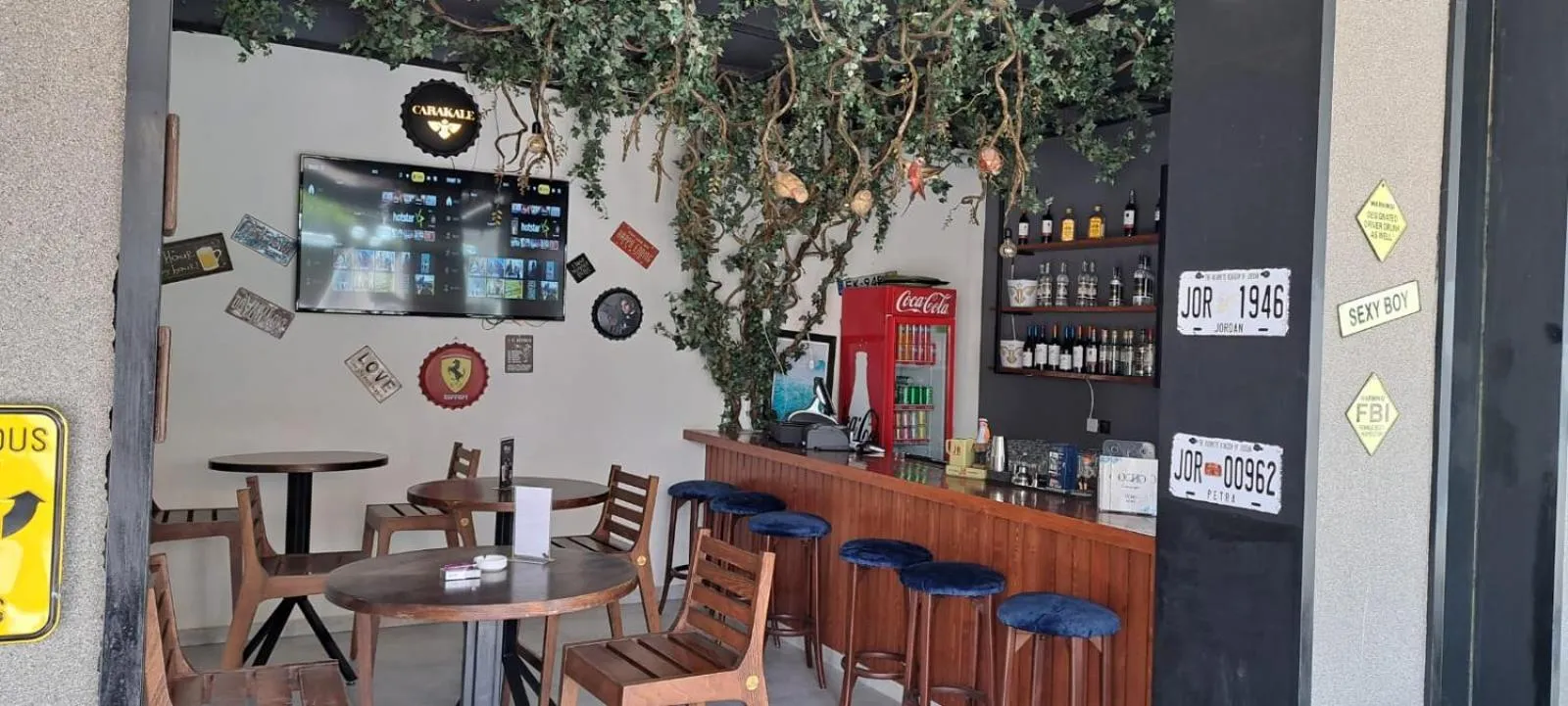 Restaurant/places to eat in Aitch Boutique Hotel - an LIH Hotel