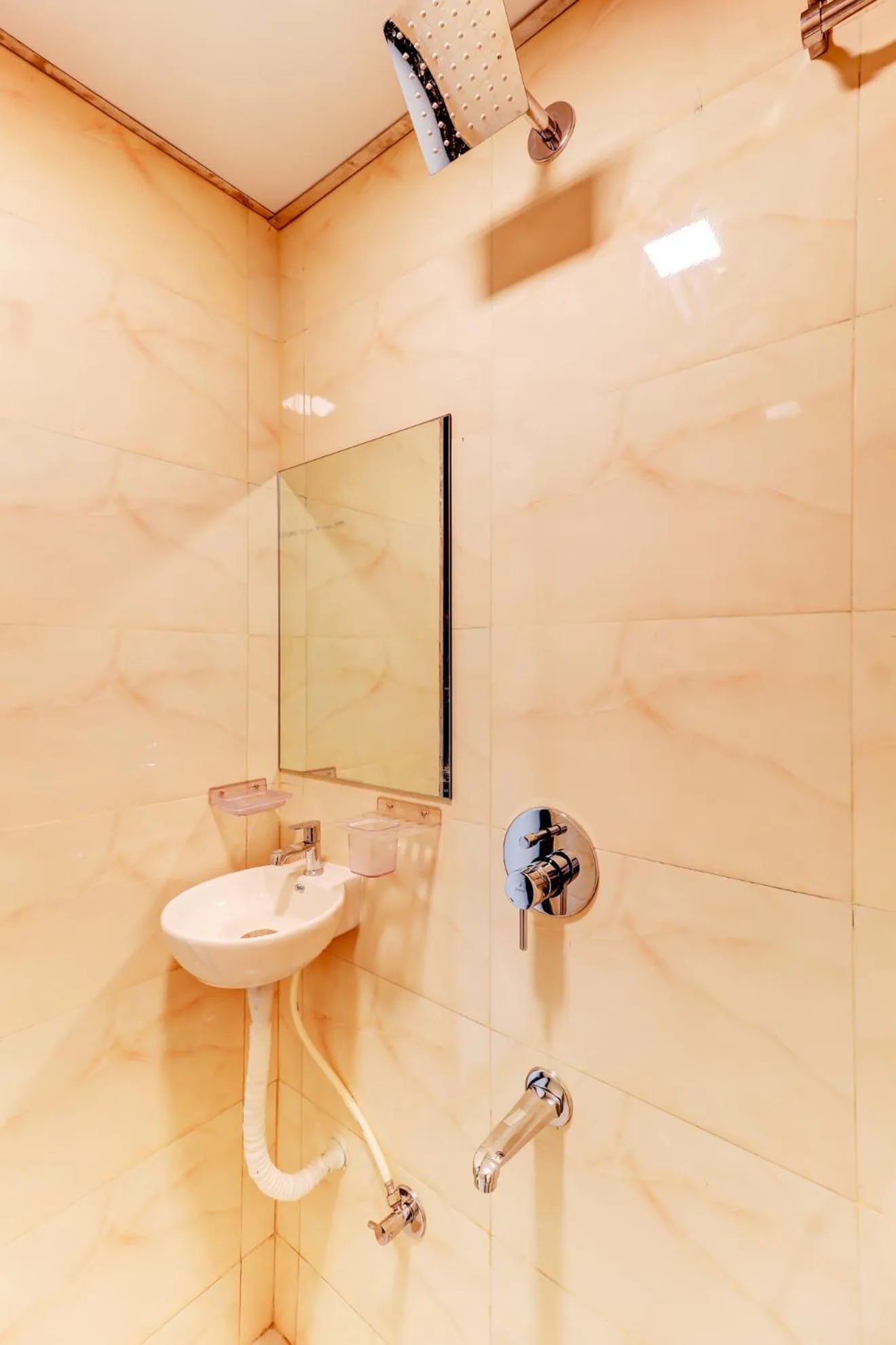 Bathroom in Hotel Prime Inn, Andheri West - Near Mumbai International Airport