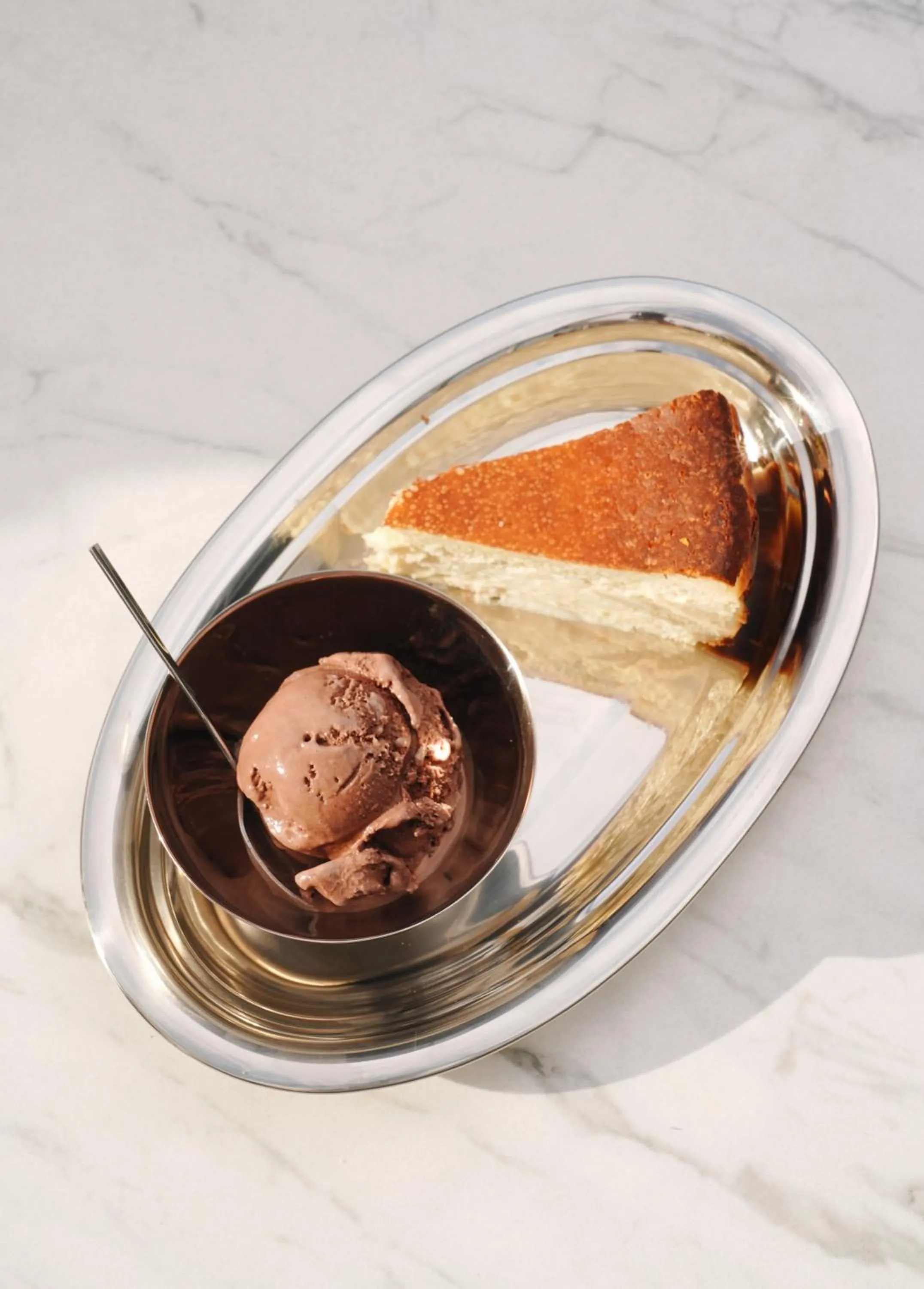 Restaurant/places to eat in The Blue Fox Hotel