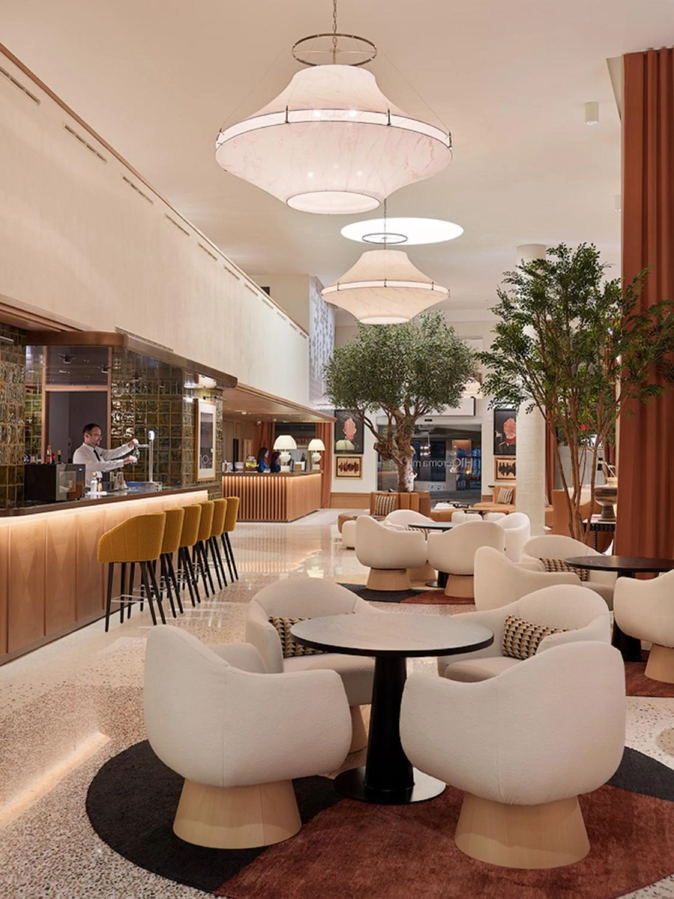 Lounge or bar in H10 Croma Málaga