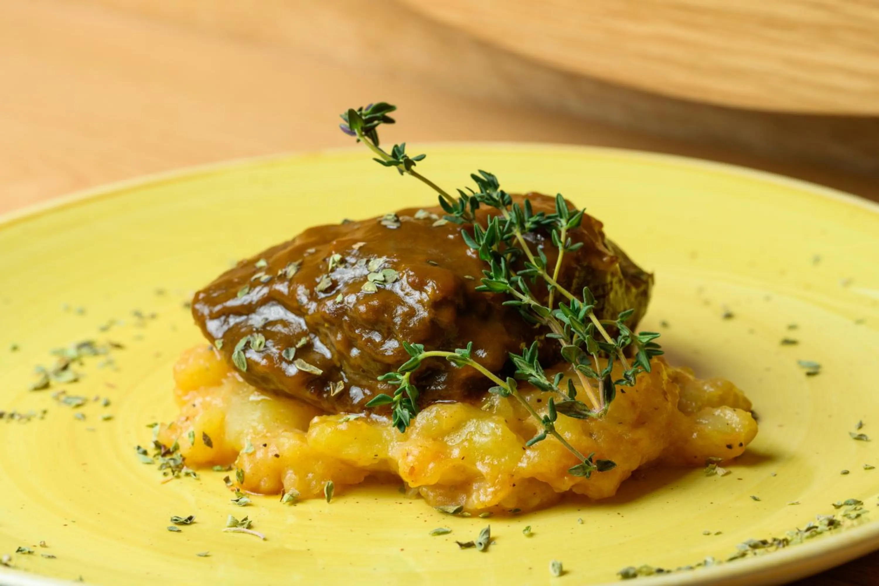 Lounge or bar in H10 Croma Málaga