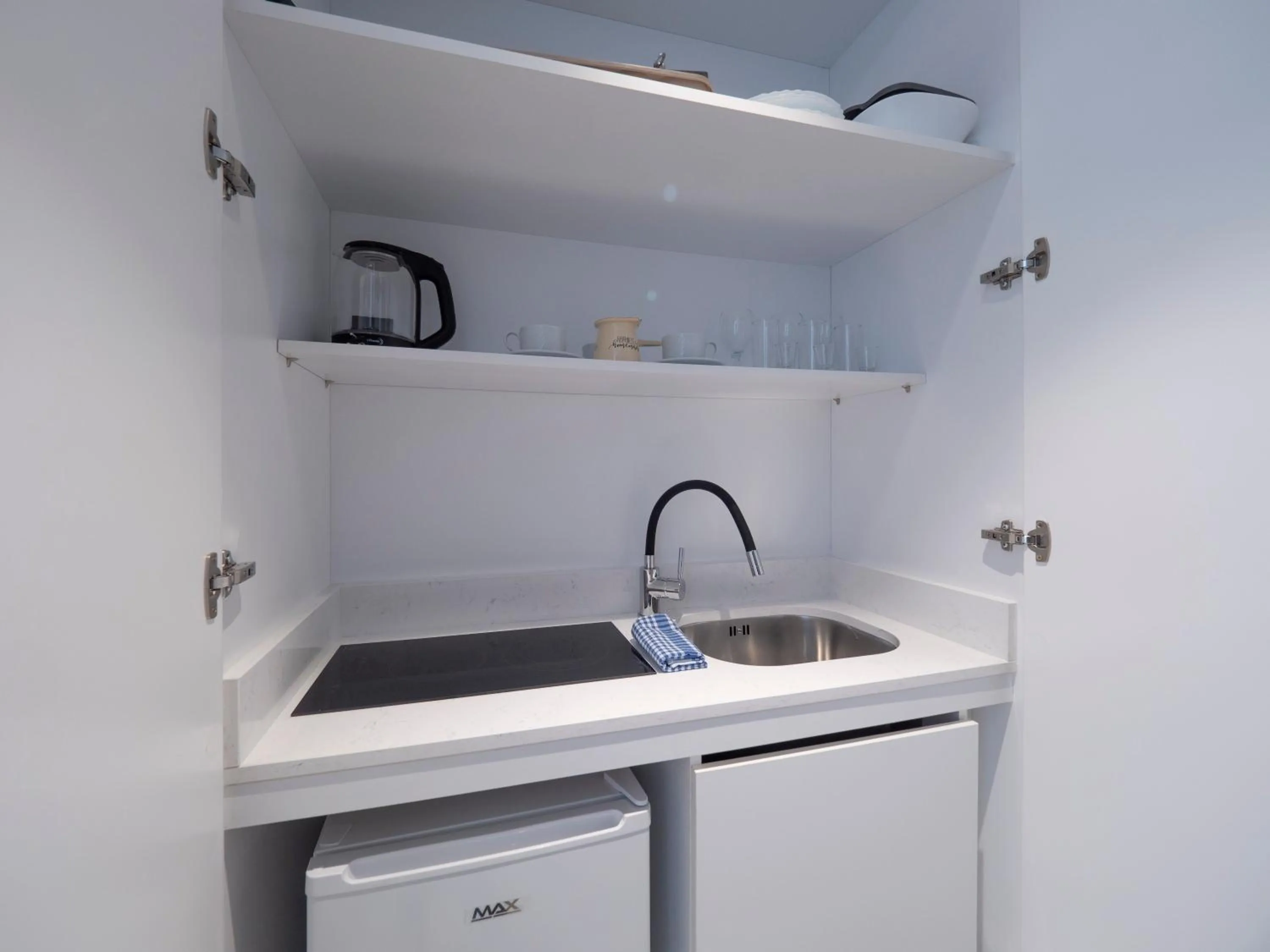 Kitchen or kitchenette in CASA AL MARE by Moskva