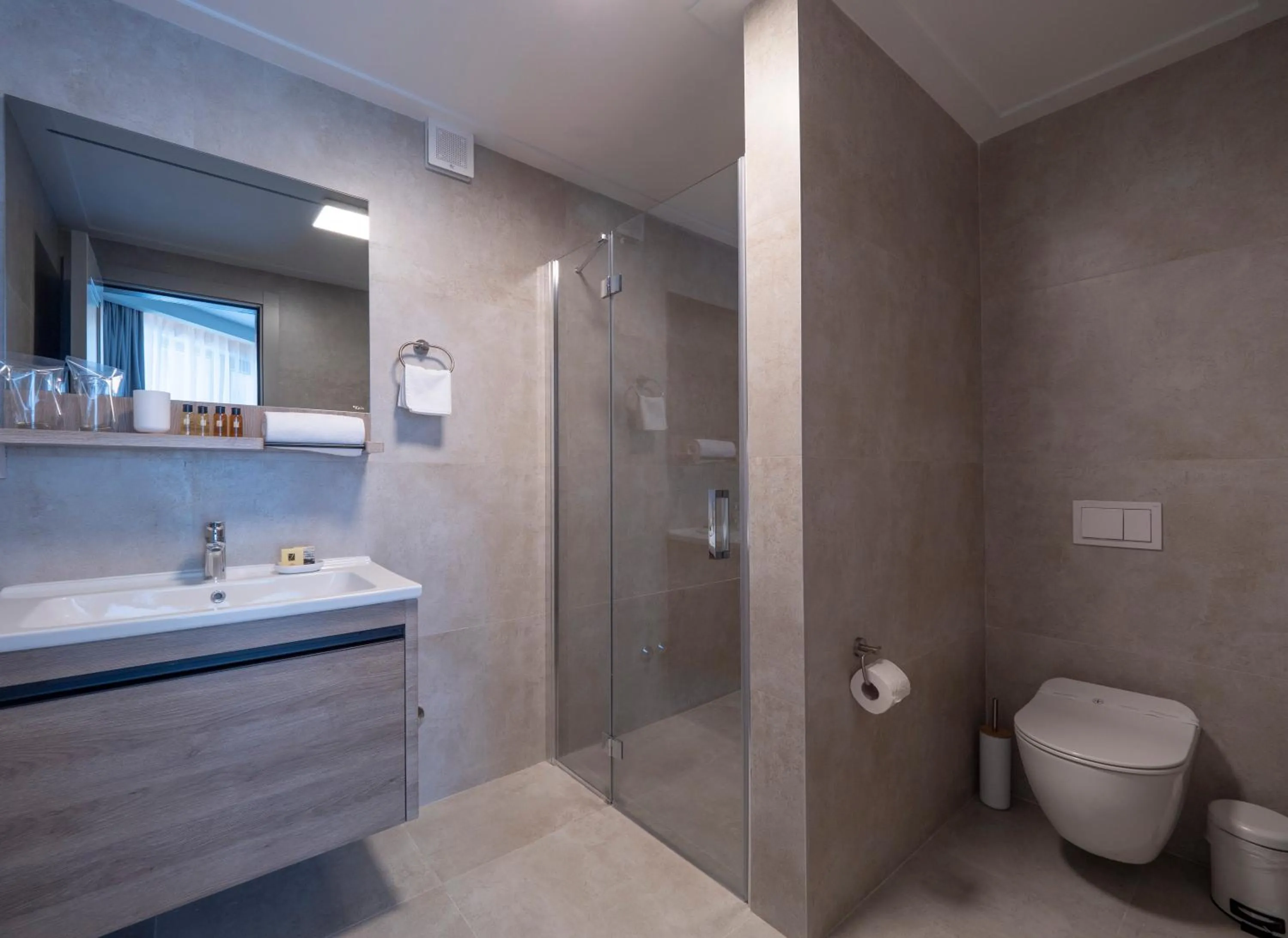 Shower in CASA AL MARE by Moskva