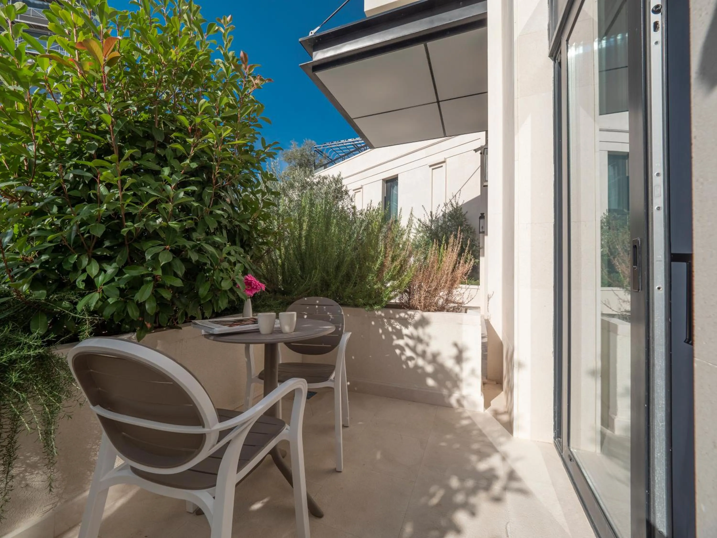 Spring in CASA AL MARE by Moskva