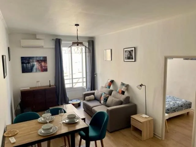 Seating area, Bed in Un havre de paix et de calme en plein centre de Massena