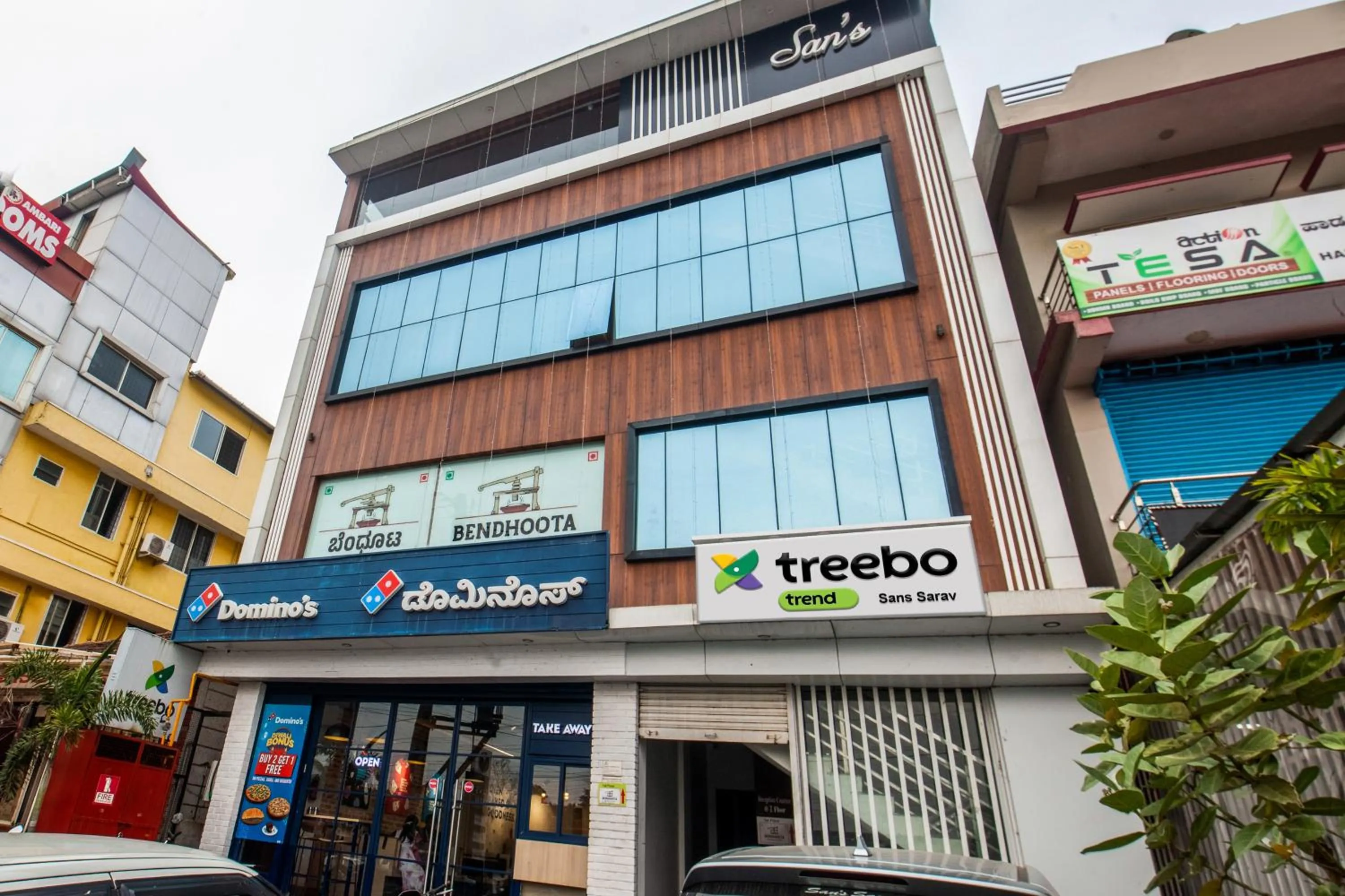 Facade/entrance in Treebo Sans Sarav Kushalnagar