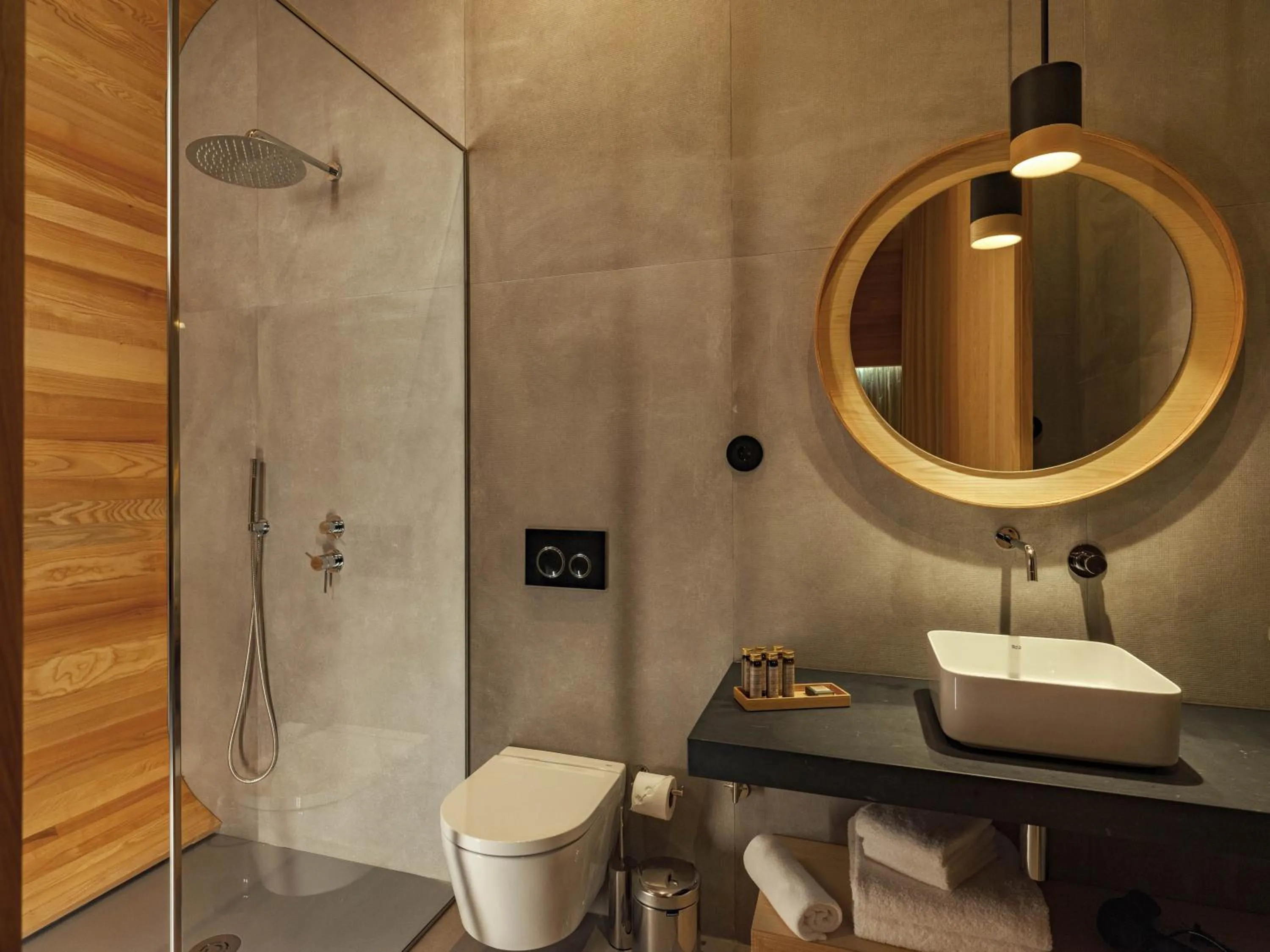 Shower in Lavandeira Douro Nature & Wellness