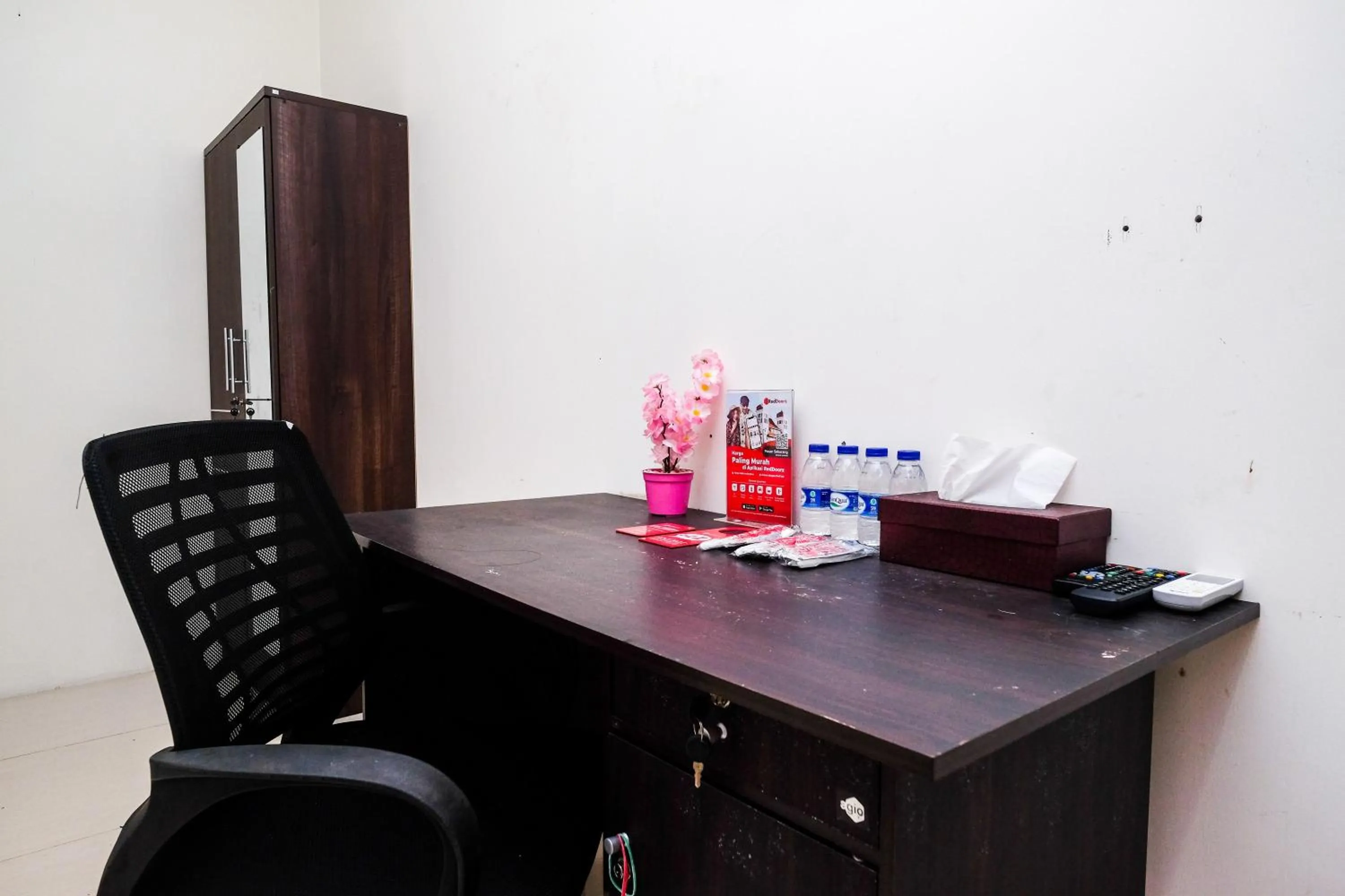 hair dresser in RedDoorz Syariah near RS Hermina Yogyakarta