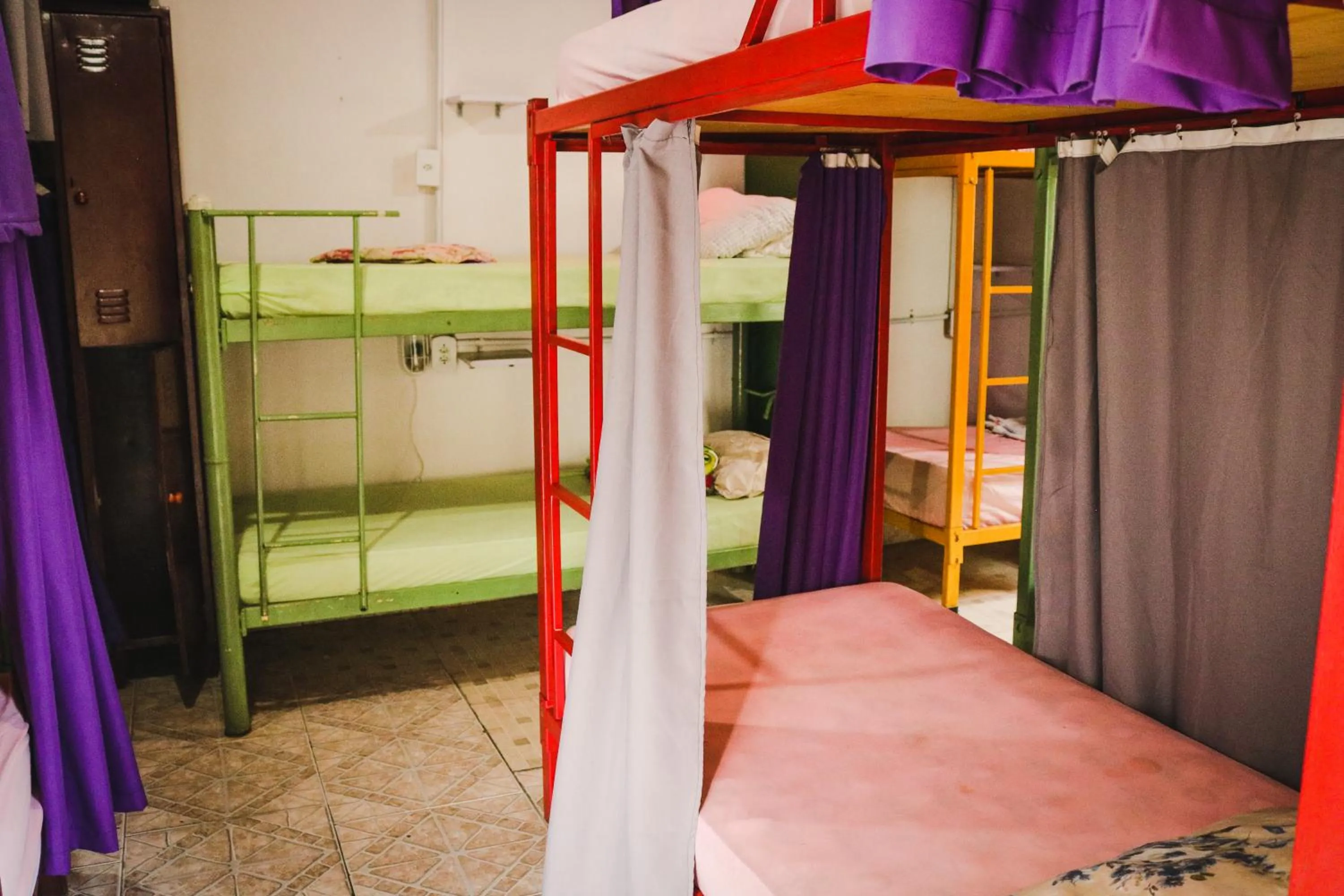 Shower, Bed in Casa da Cacaia e do Henrique