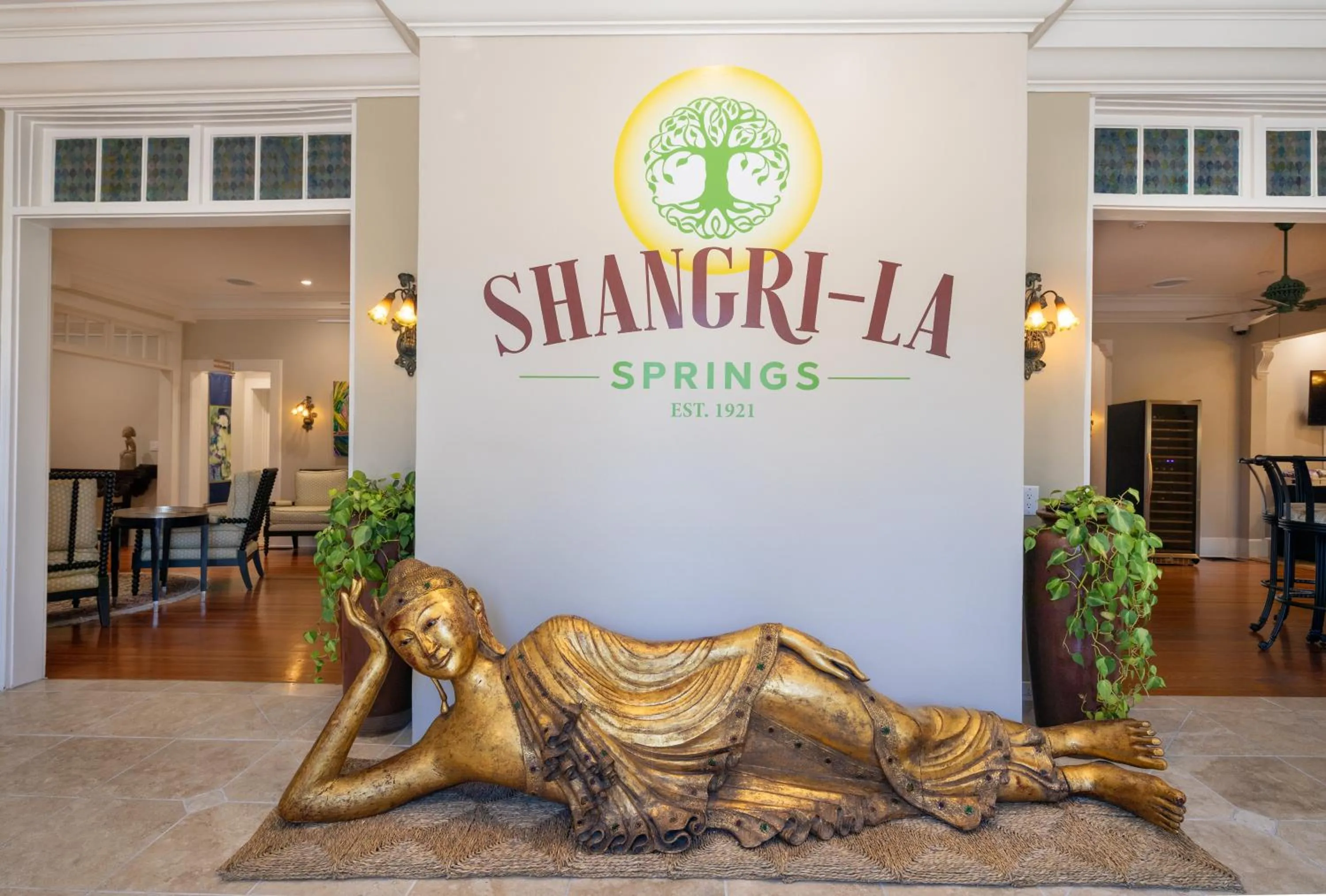Lobby or reception in Shangri-La Springs
