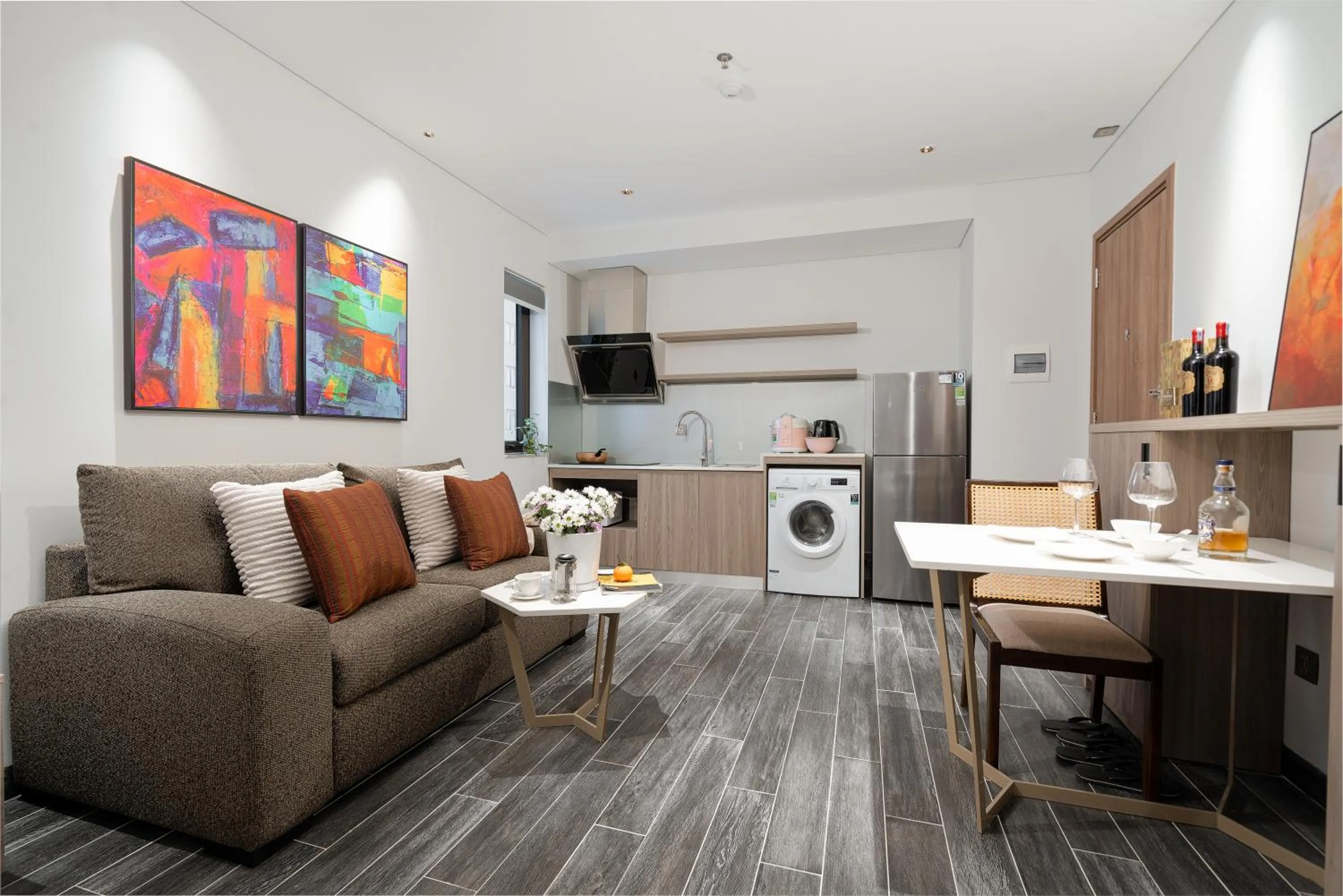 Coffee/tea facilities in The Dream Suite